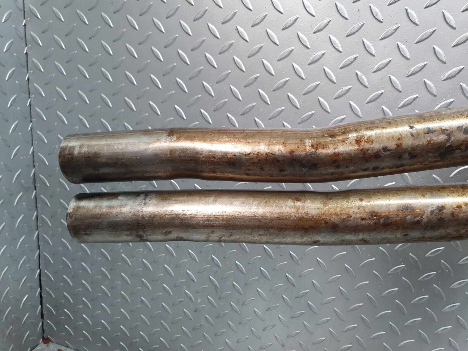 43823 Mercedes-Benz C126 380SEC Coupe Exhaust Middle Silencer