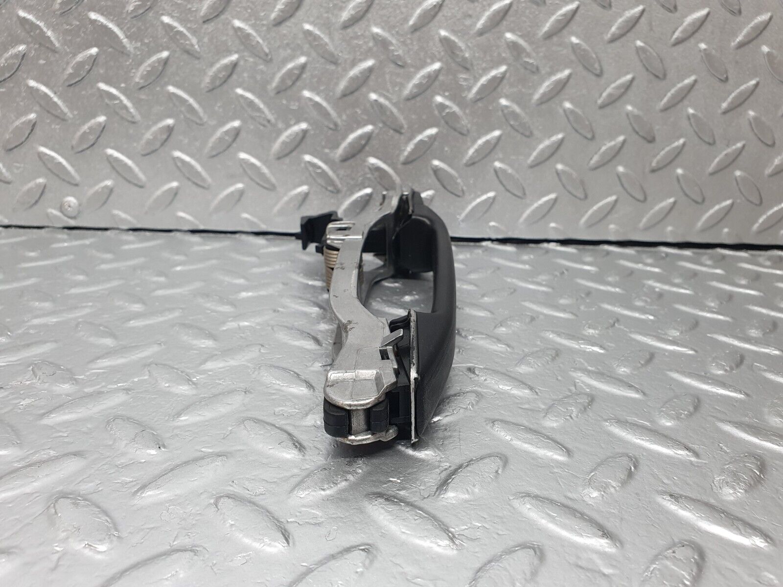 42780 Mercedes-Benz W201 190 2.0L Rear Right Door Exterior Handle