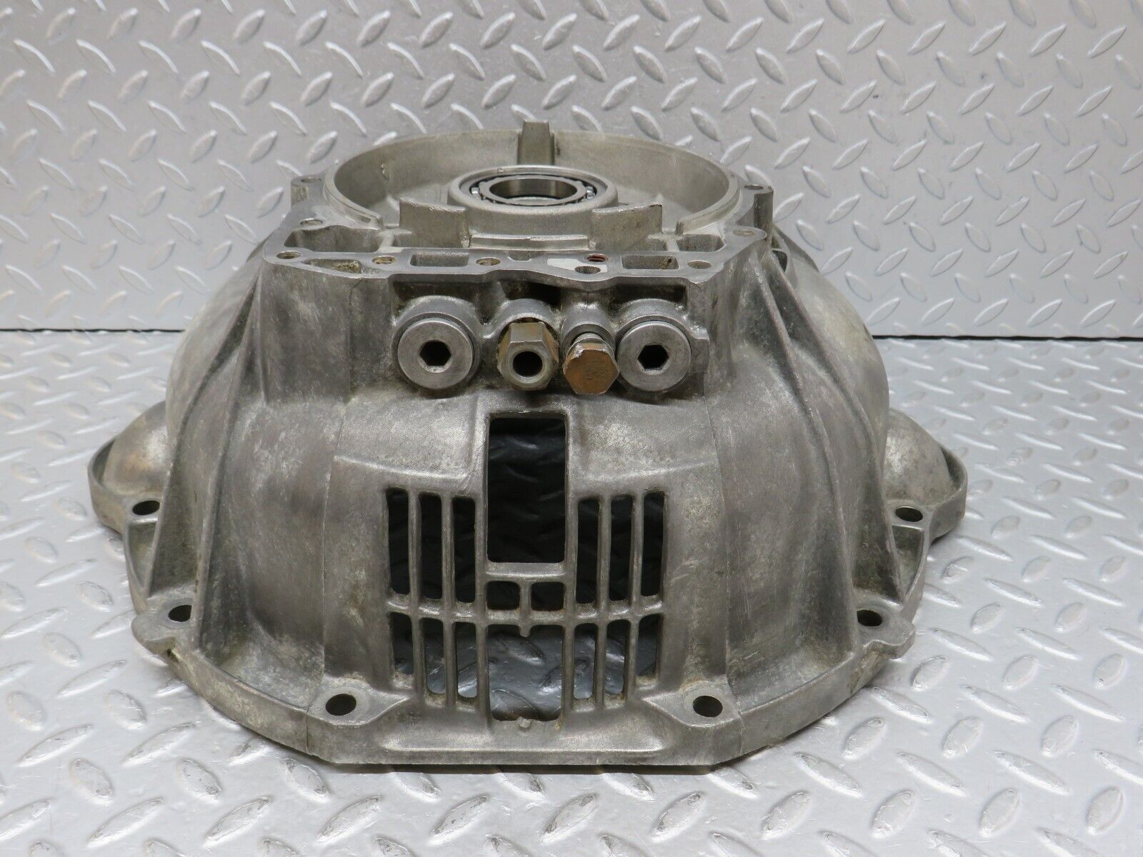 36405 Mercedes-Benz R107 450 Automatic Gearbox Bell Housing 722.002 1162570201