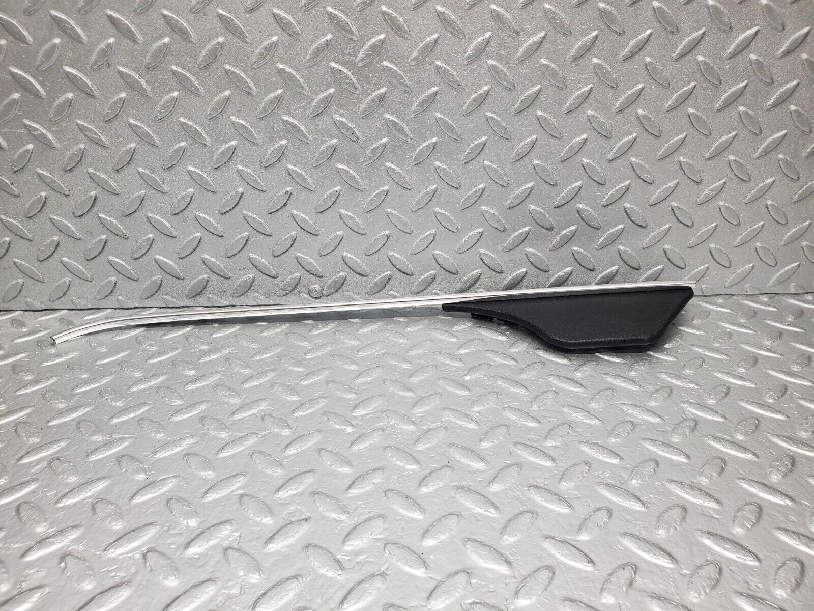 46375 Mercedes-Benz C123 280CE Coupe Seat Belt Presenter Cover Chrome Trim Left