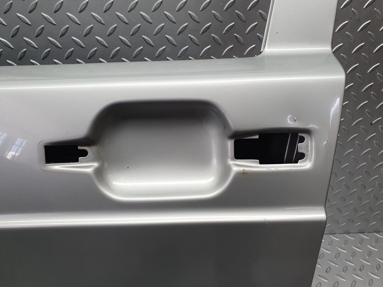 42971 Mercedes-Benz W201 190 2.0L Front Left Door