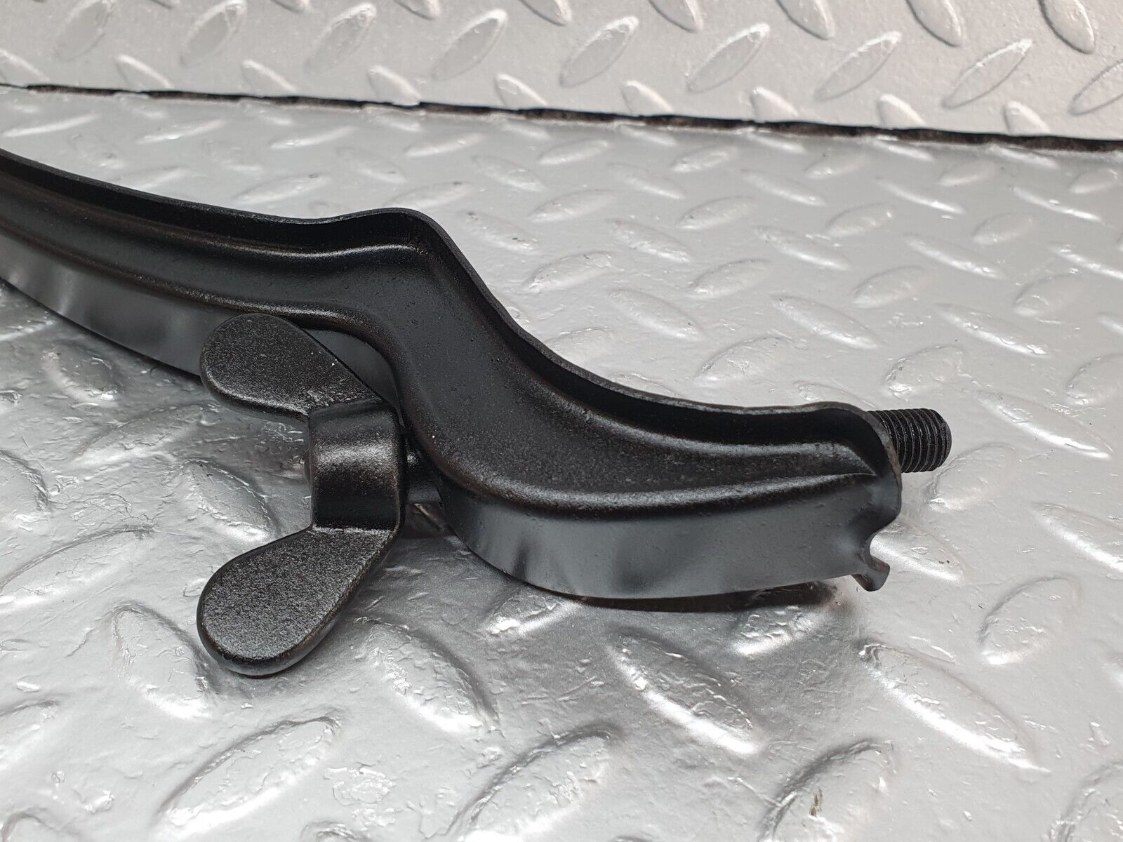 43145 Mercedes-Benz W108 280SE Spare Wheel Holder