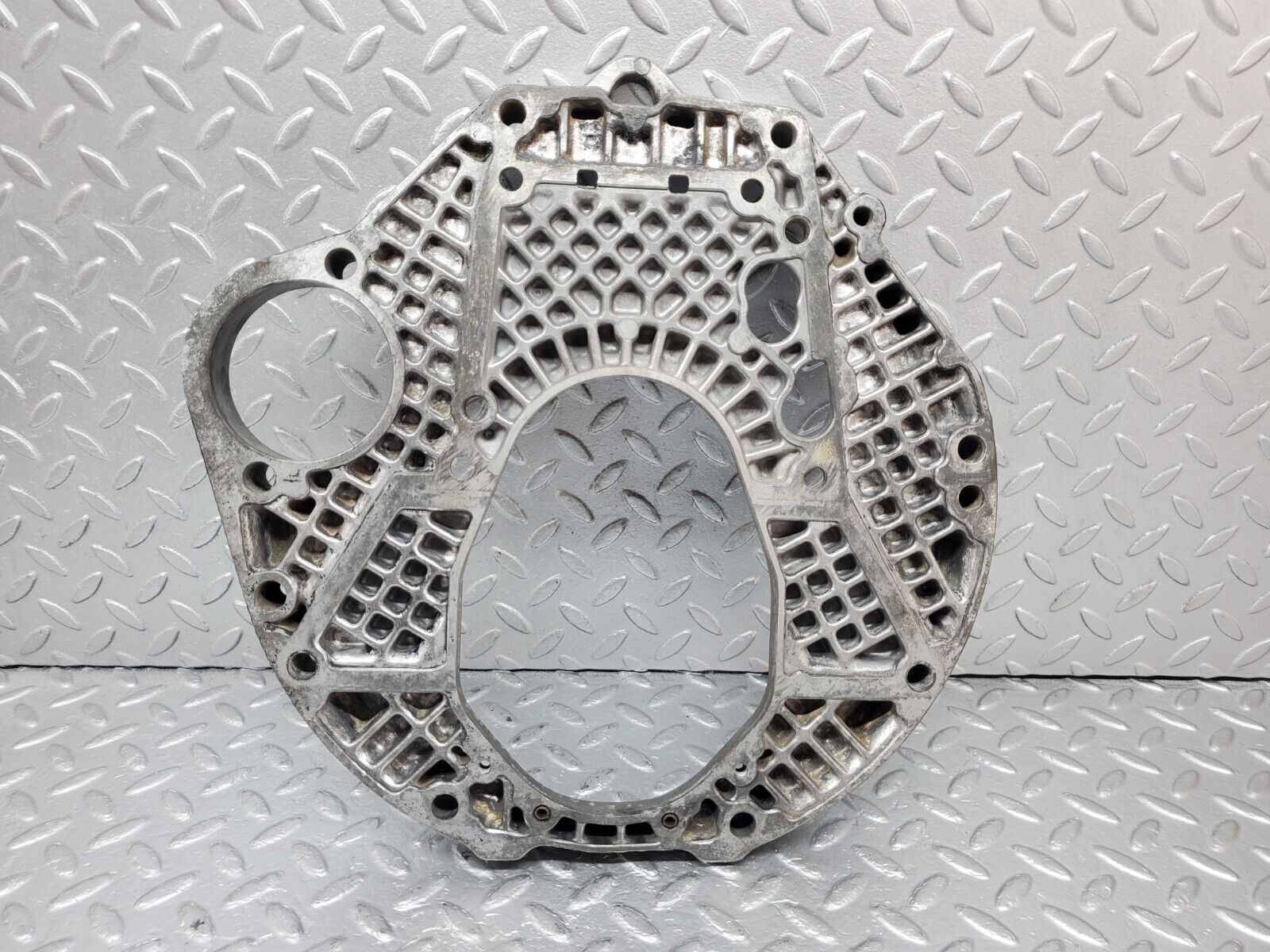 44518 Mercedes-Benz W123 280E Gearbox Flange 1100111545