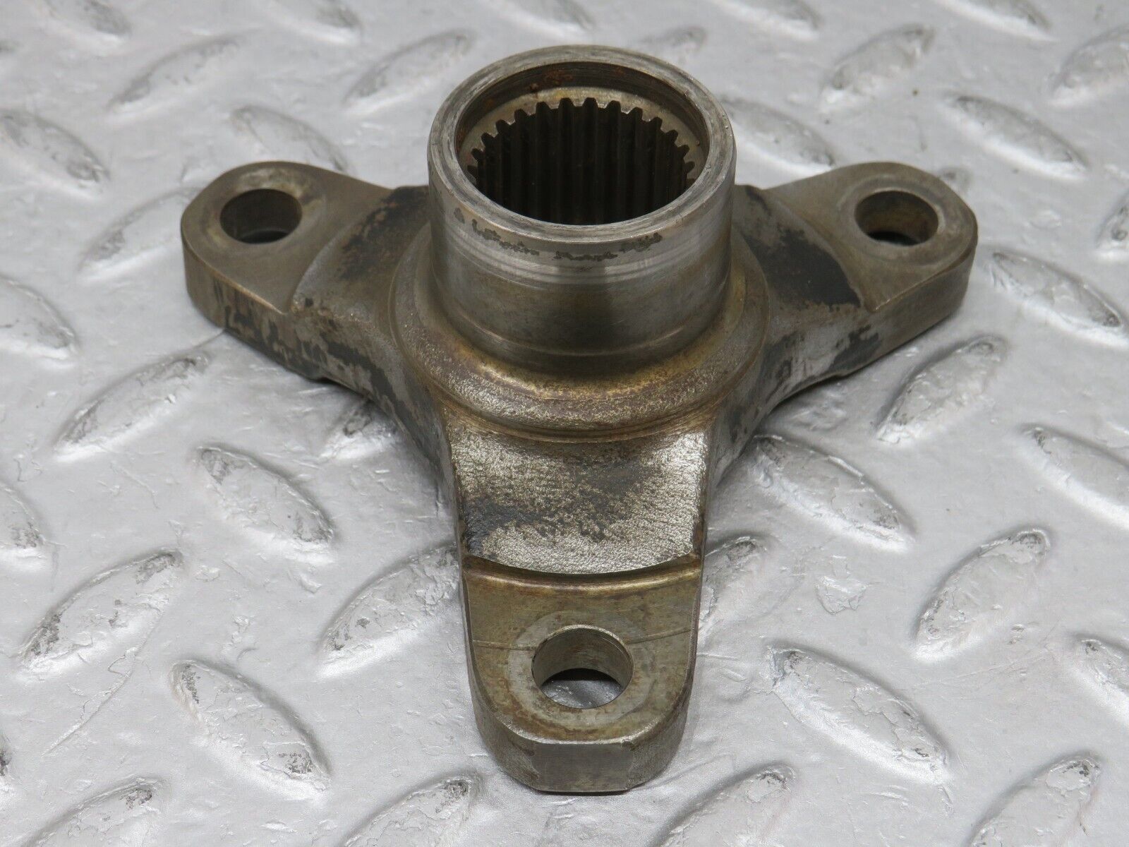 36412 Mercedes-Benz R107 450 Automatic Gearbox Rear Flange 722.002 1163530245