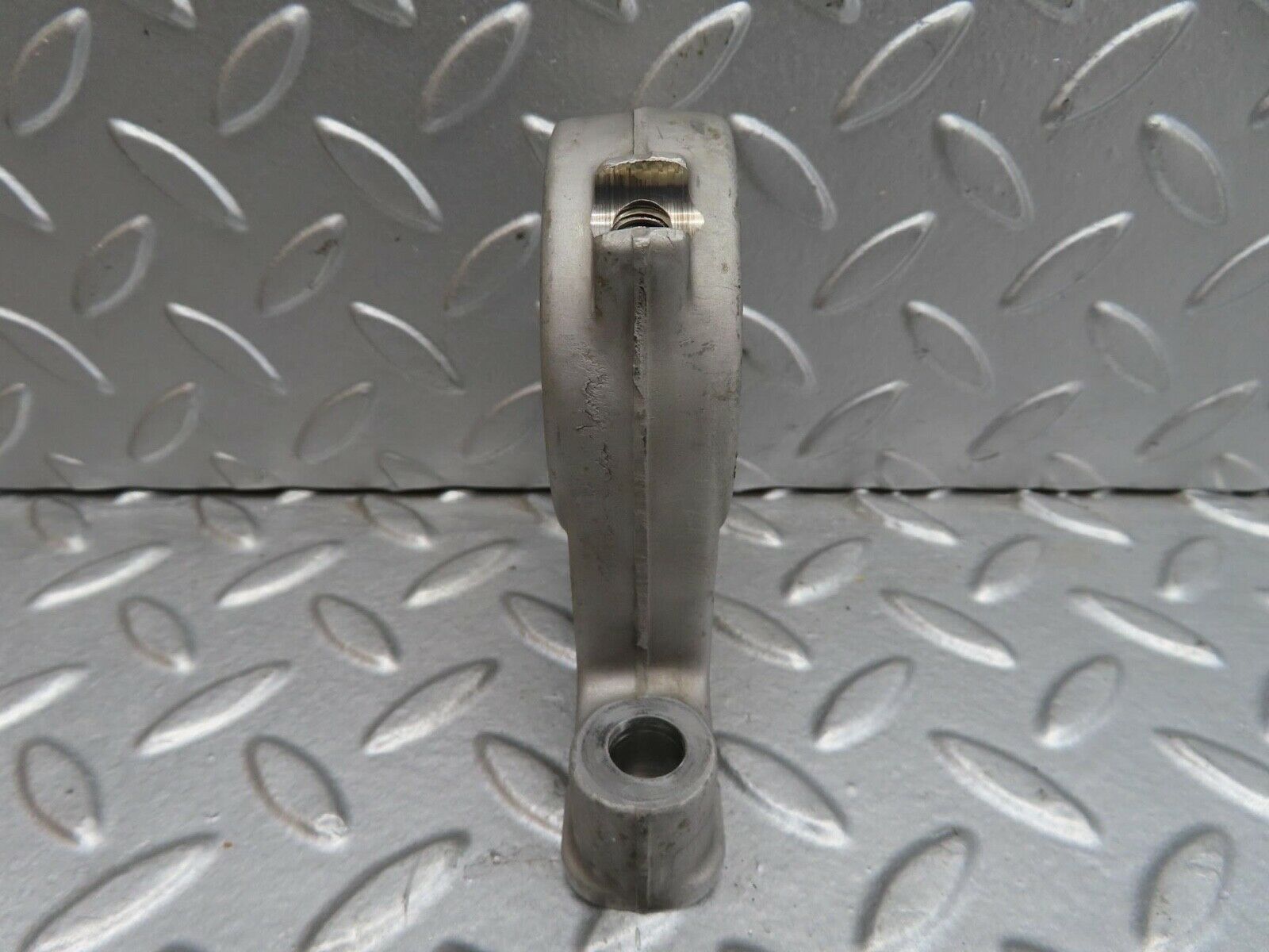 13736 Mercedes-Benz R107 450SL Camshaft Tower Bearing 1160512712