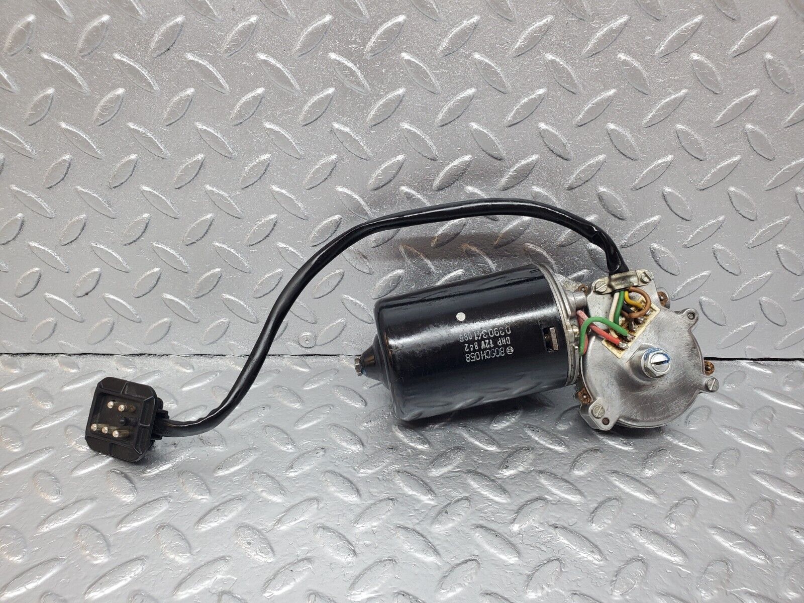 45793 Mercedes-Benz W126 420SE Wiper Motor Bosch 0390341086