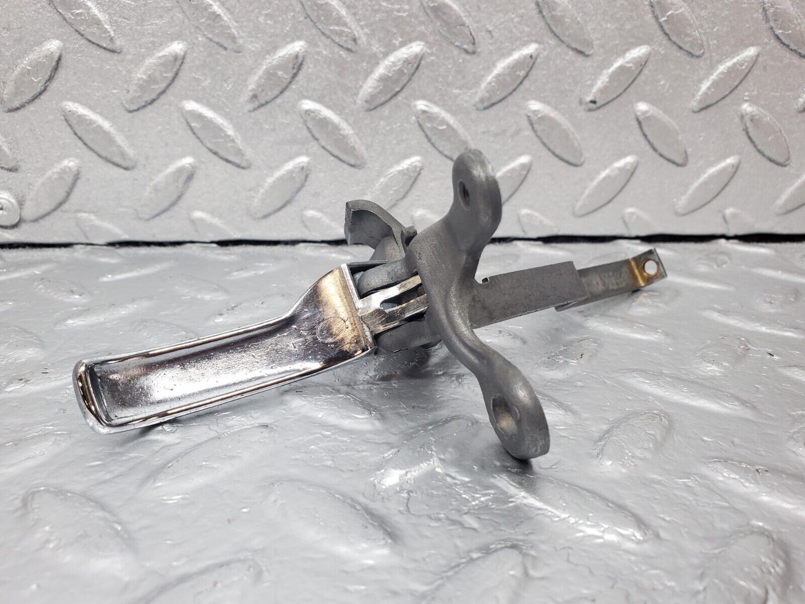 45529 Mercedes-Benz W108 280SE Rear Left Door Interior Chrome Handle 1157660119