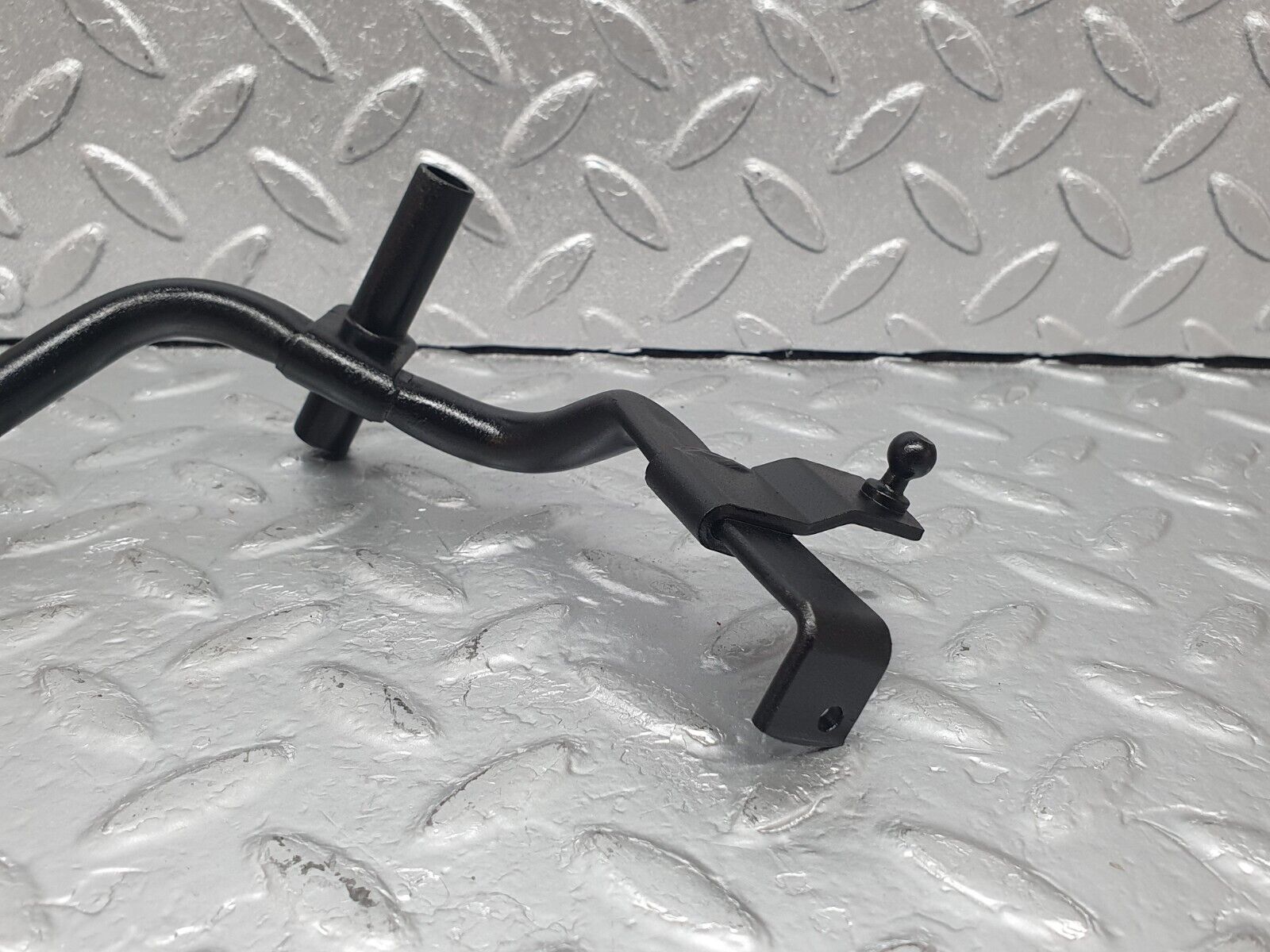 43636 Mercedes-Benz C126 380SEC Coupe Accelerator Pedal Linkage