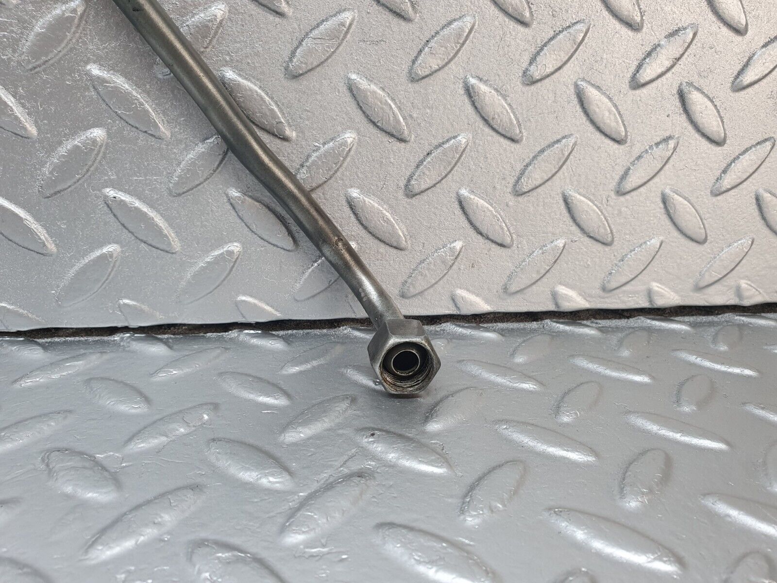 42615 Mercedes-Benz R129 320SL Coupe Fuel Hose Pipe