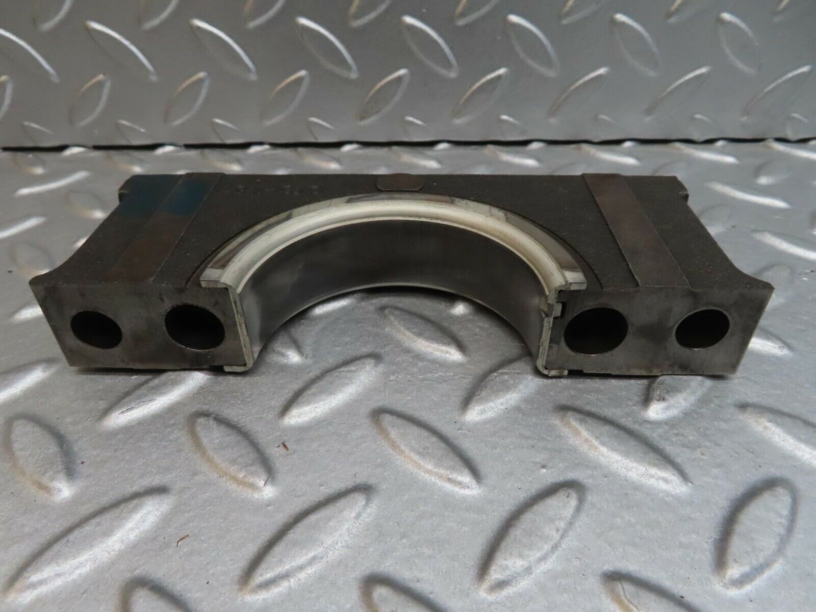 13705 Mercedes-Benz R107 450SL Crankshaft Bearing Holder Block 1160110313