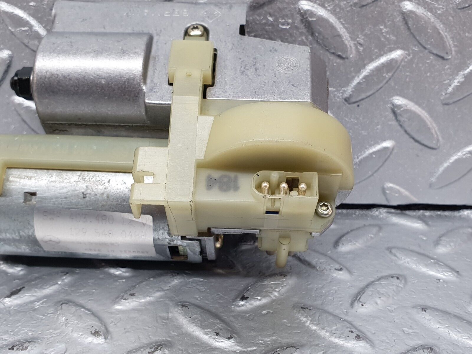 42340 Mercedes-Benz R129 320SL Coupe Steering Column Adjustment Motor 1295400488