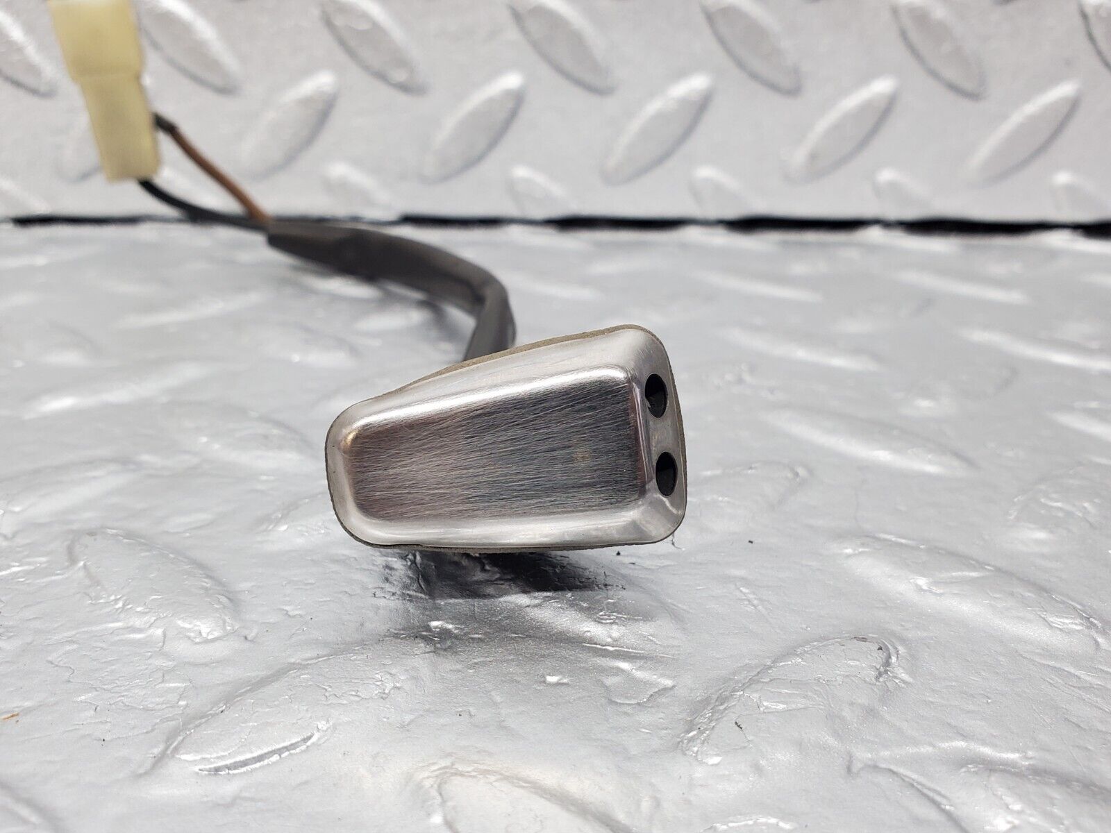 45731 Mercedes-Benz W126 420SE Windscreen Washer Nozzle