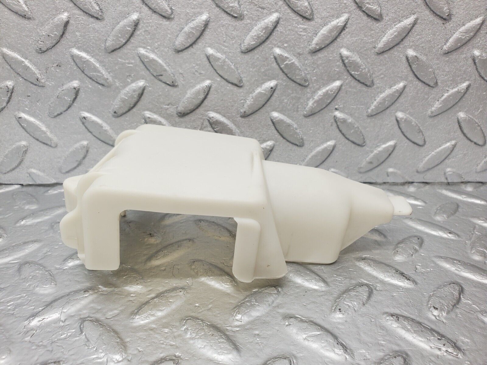 46151 Mercedes-Benz W124 Rear Right Door Lock Cover 1248050590