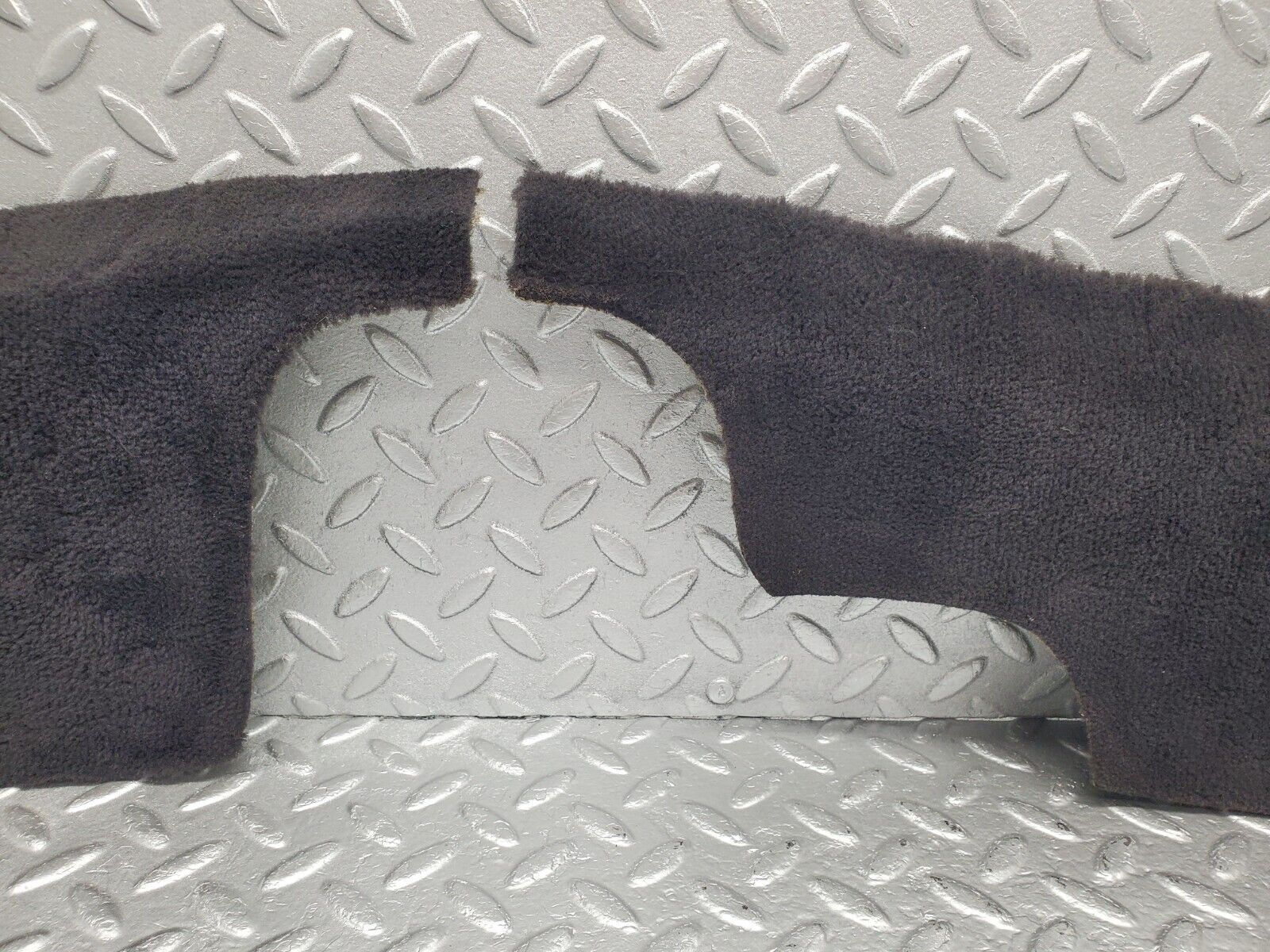 46419 Mercedes-Benz C123 280CE Coupe Rear Floor Cross Member Mat Carpet Black