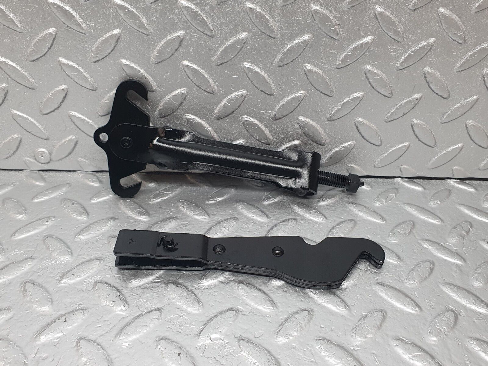 43934 Mercedes-Benz C123 230CE Coupe Handbrake Adjusting Handbrake Regulator