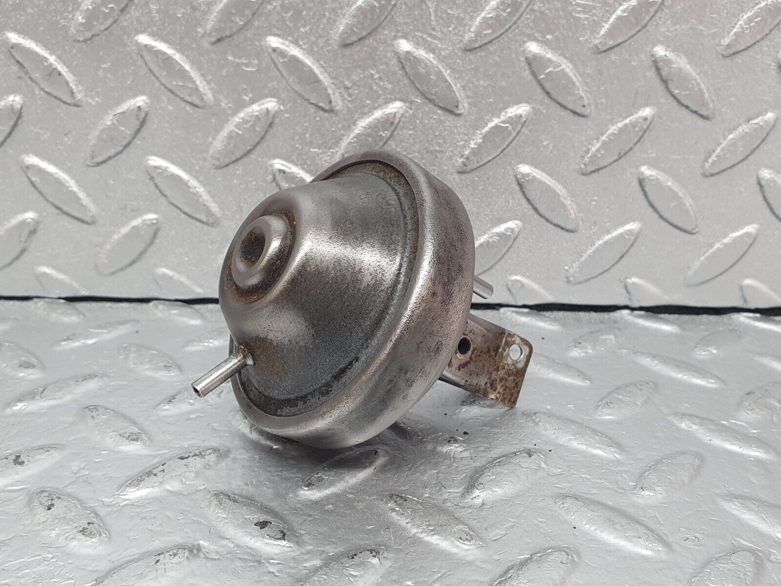 44035 Mercedes-Benz C123 230CE Coupe Ignition Distributor Vacuum Control Valve