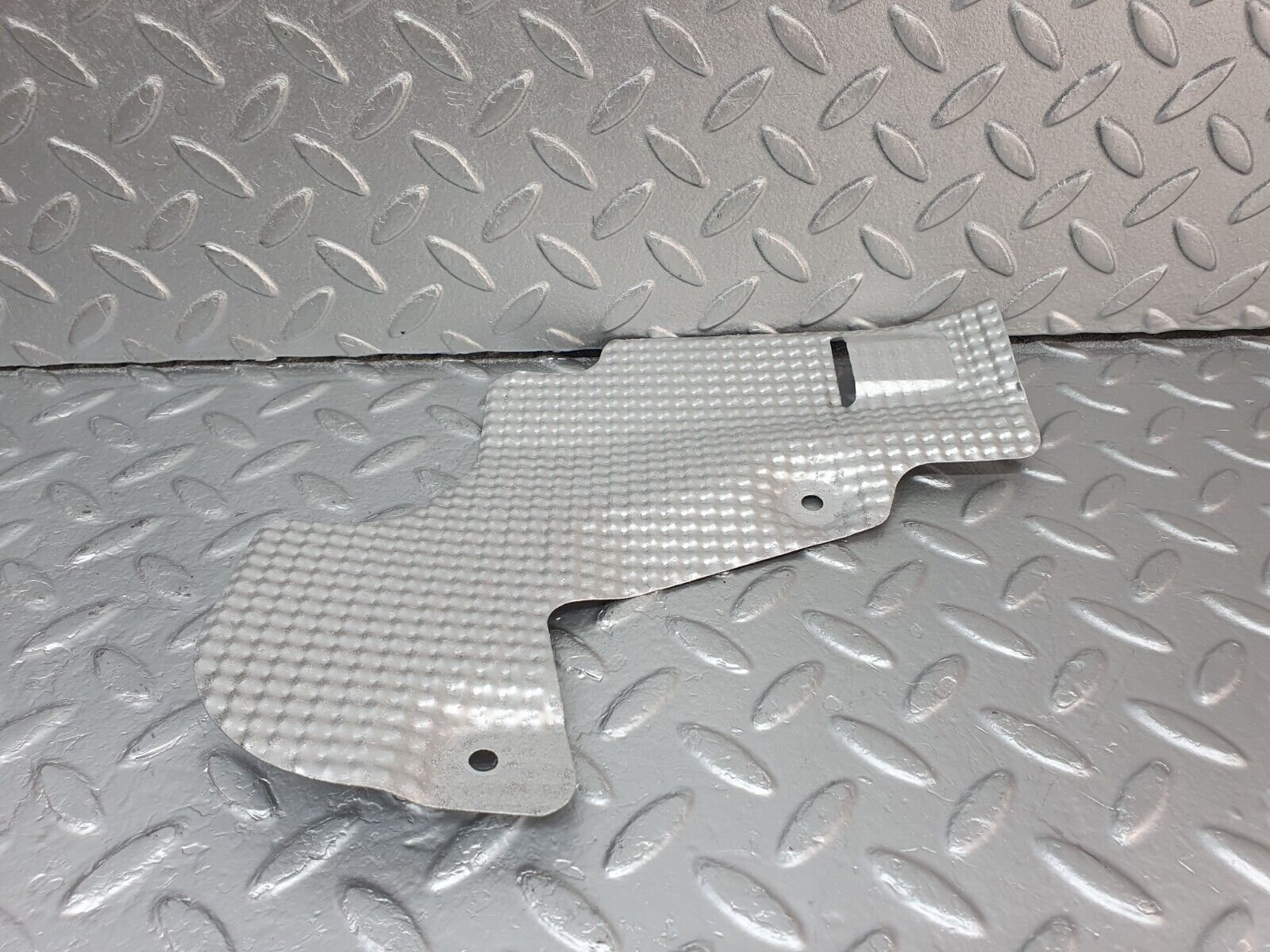 41892 Mercedes-Benz W202 C200 Exhaust Heat Shield