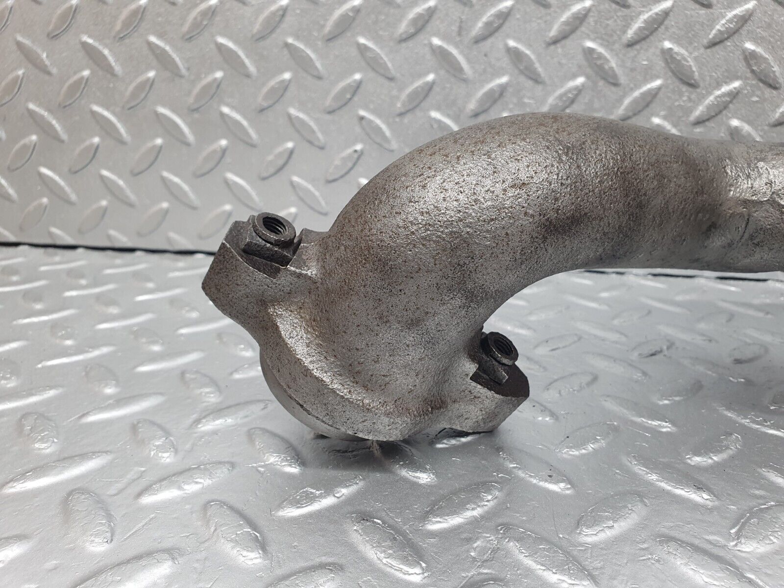 43605 Mercedes-Benz C126 380SEC Coupe Exhaust Manifold Left Side 1161420502