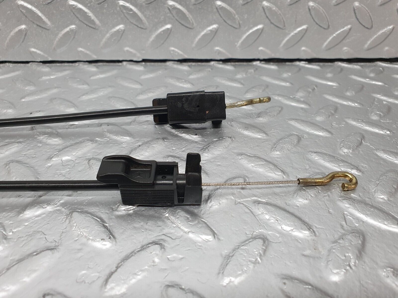 42065 Mercedes-Benz W202 C200 Door Lock Cable