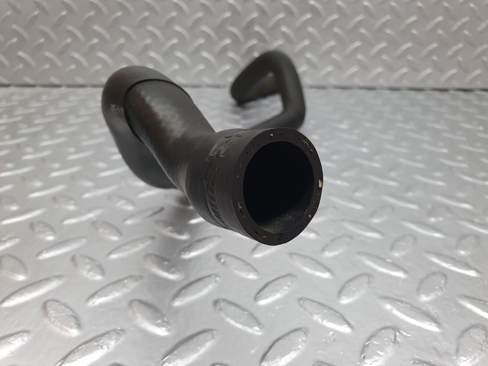 42071 Mercedes-Benz W202 C200 Wagon Radiator Hose 2025000075