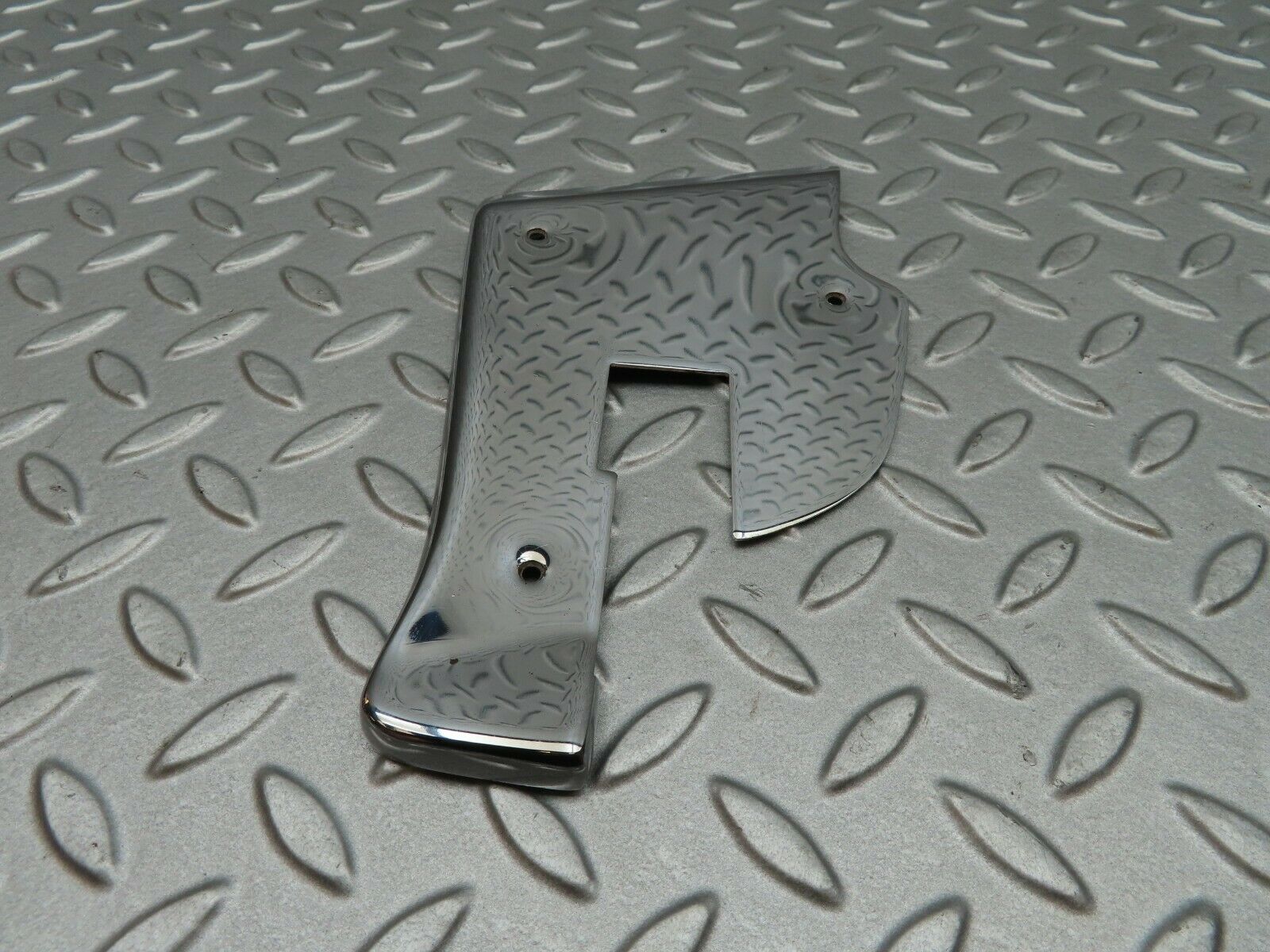 4919 Mercedes-Benz R107 350SL Left Door Chrome Cover