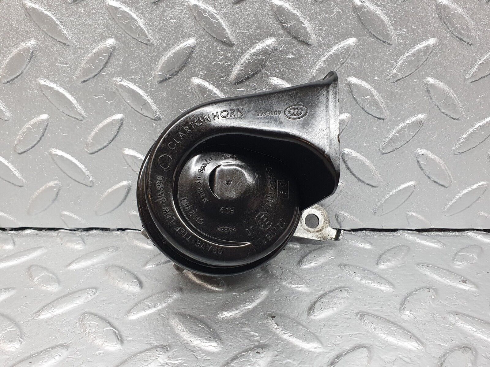 42173 Mercedes-Benz R129 320SL Coupe Horn 703881157