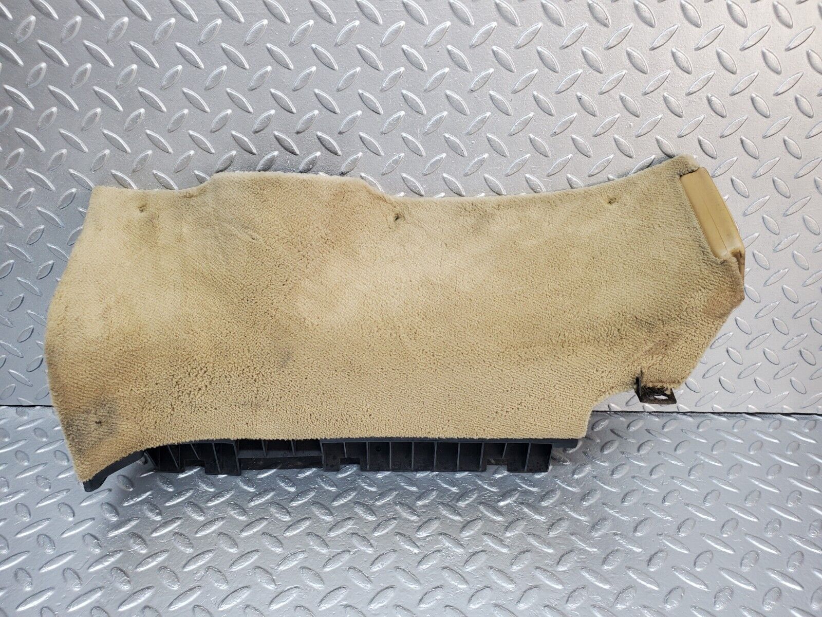 45691 Mercedes-Benz W126 420SE Under Dash Panel Right Beige 1268305244 1268307044