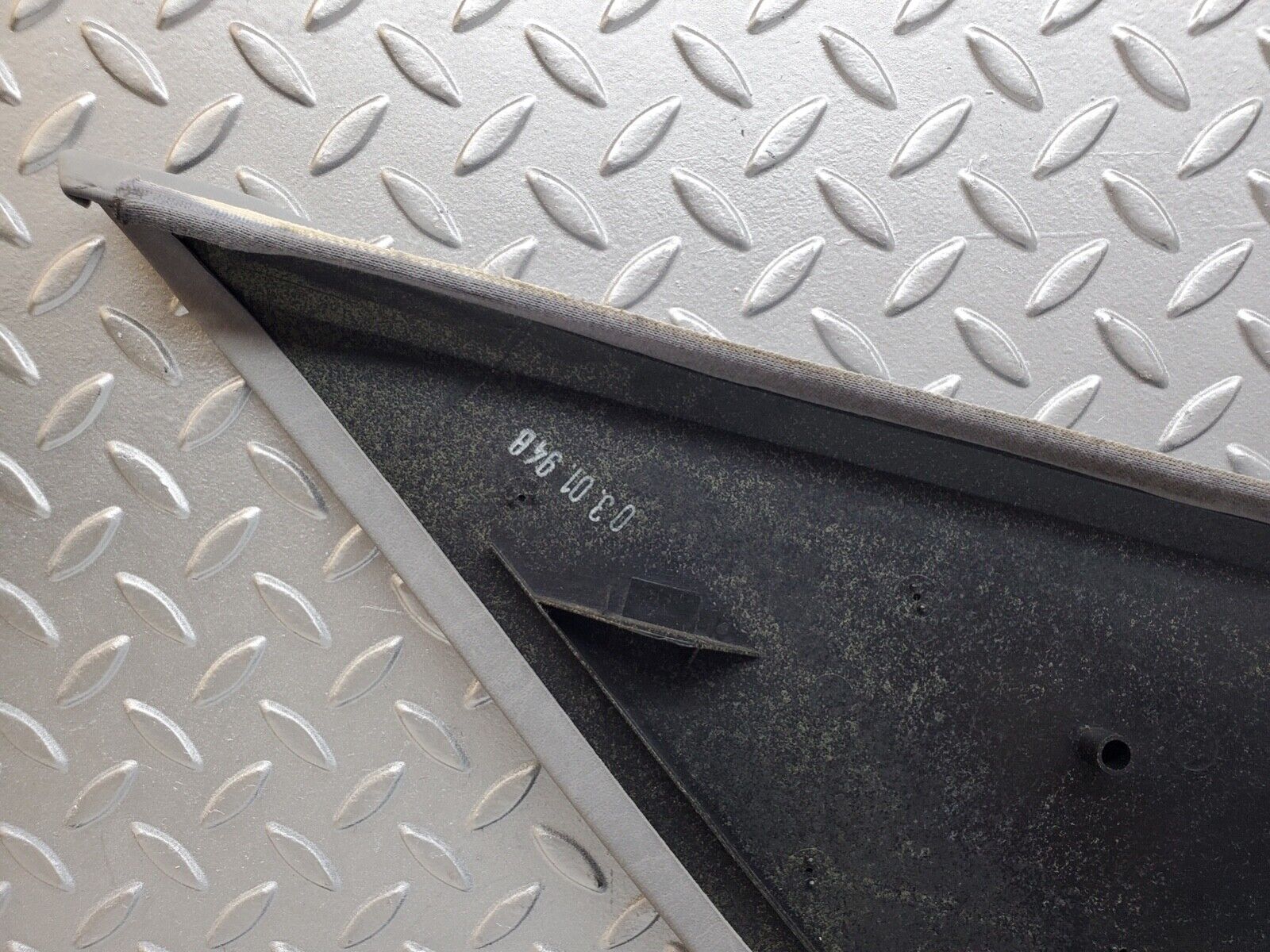 44637 Mercedes-Benz W124 220E C Pillar Cover Panel Right Side Grey 1246950830