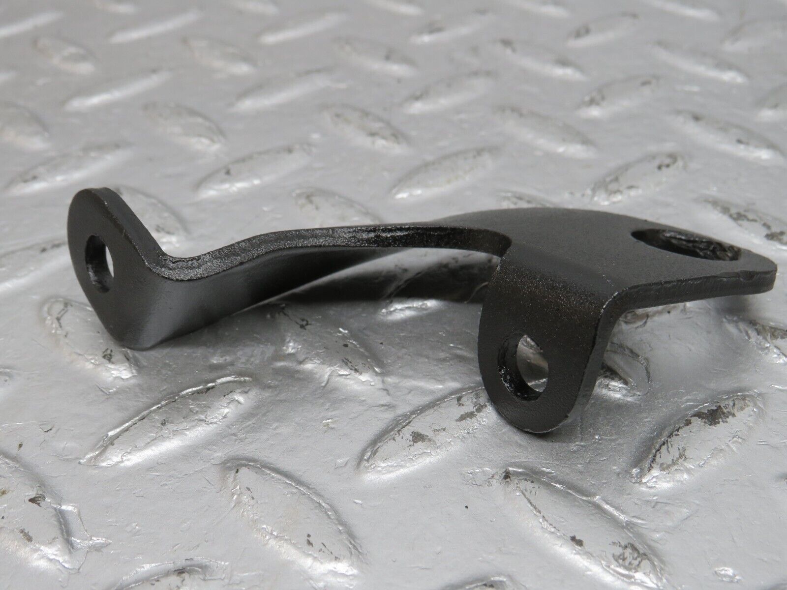 40091 Mercedes-Benz R107 350SL Engine Lifting Eyes Hooks