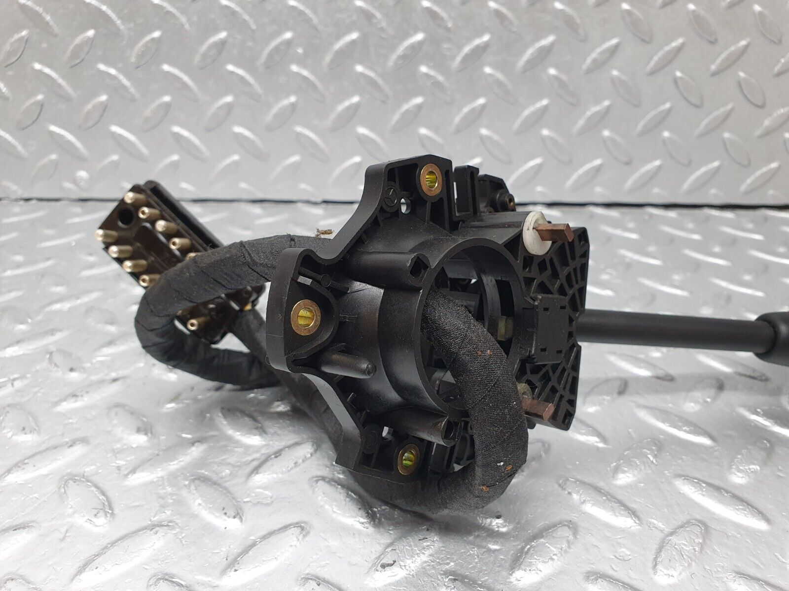 41607 Mercedes-Benz W124 200E Indicator Wiper Stalk 1245450224