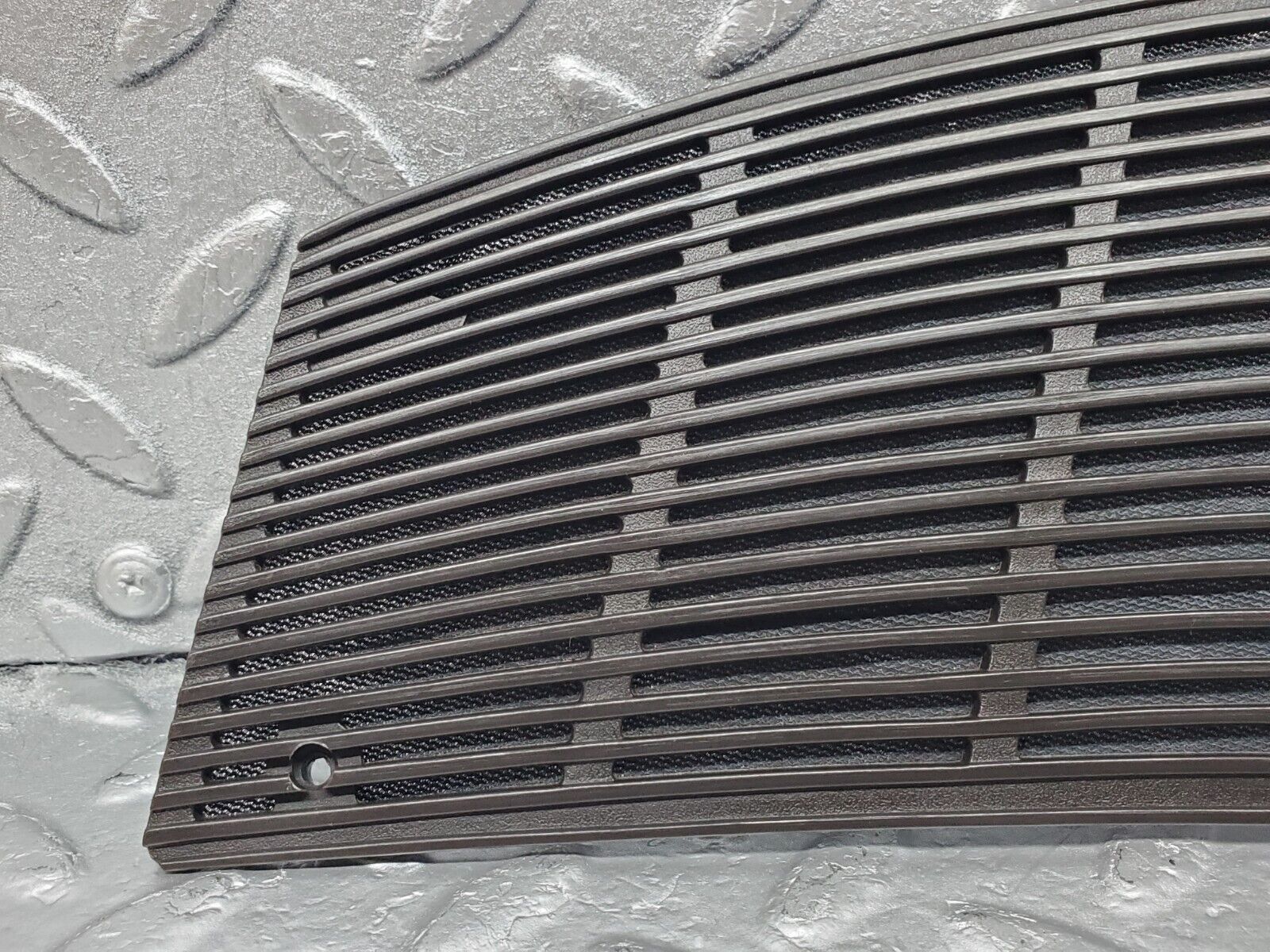 45958 Mercedes-Benz W126 420SE Dashboard Speaker Cover Left Side 1266806839