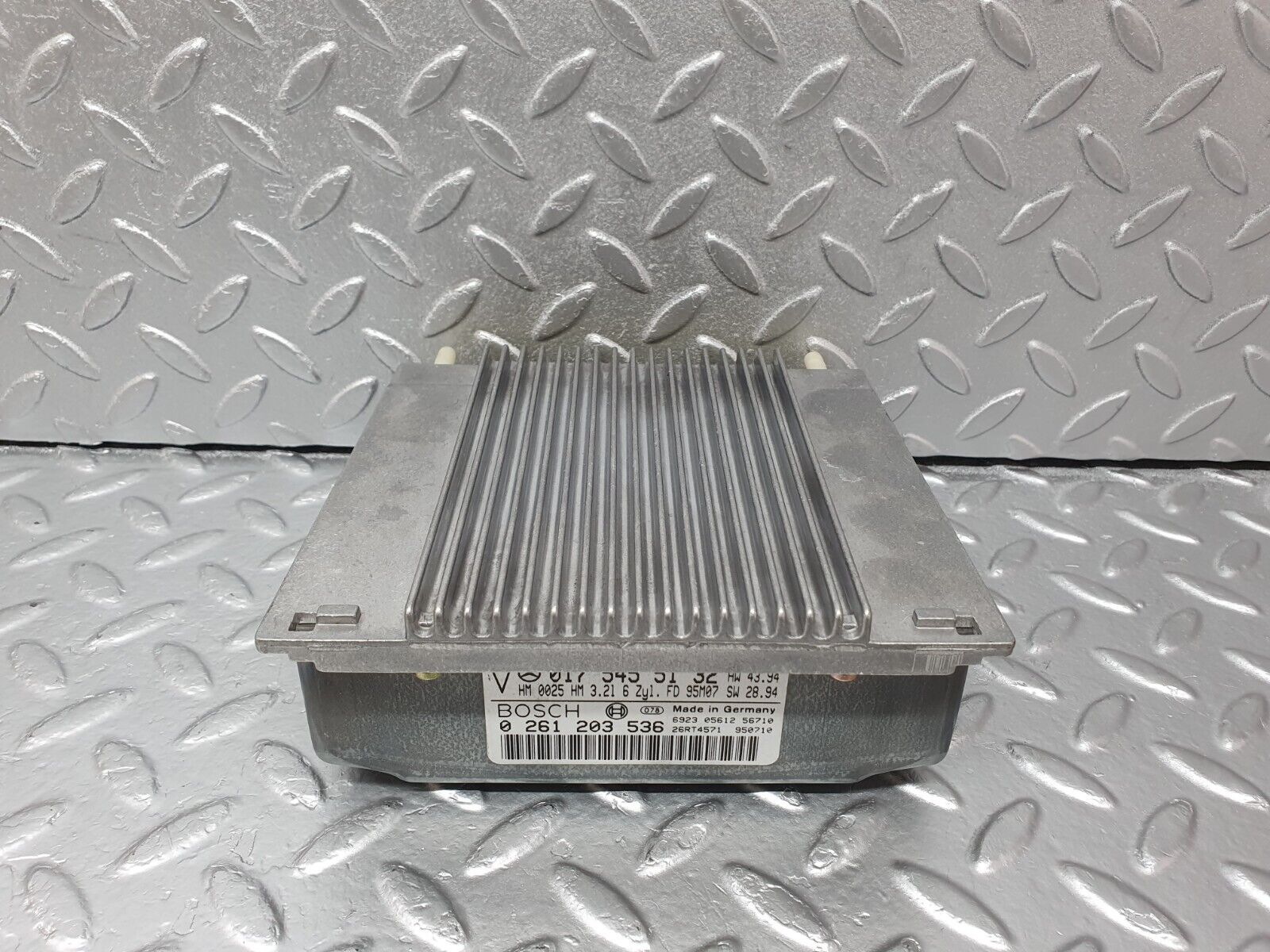 42165 Mercedes-Benz R129 320SL Coupe Engine Control Unit ECU Bosch 0175455132 26120536