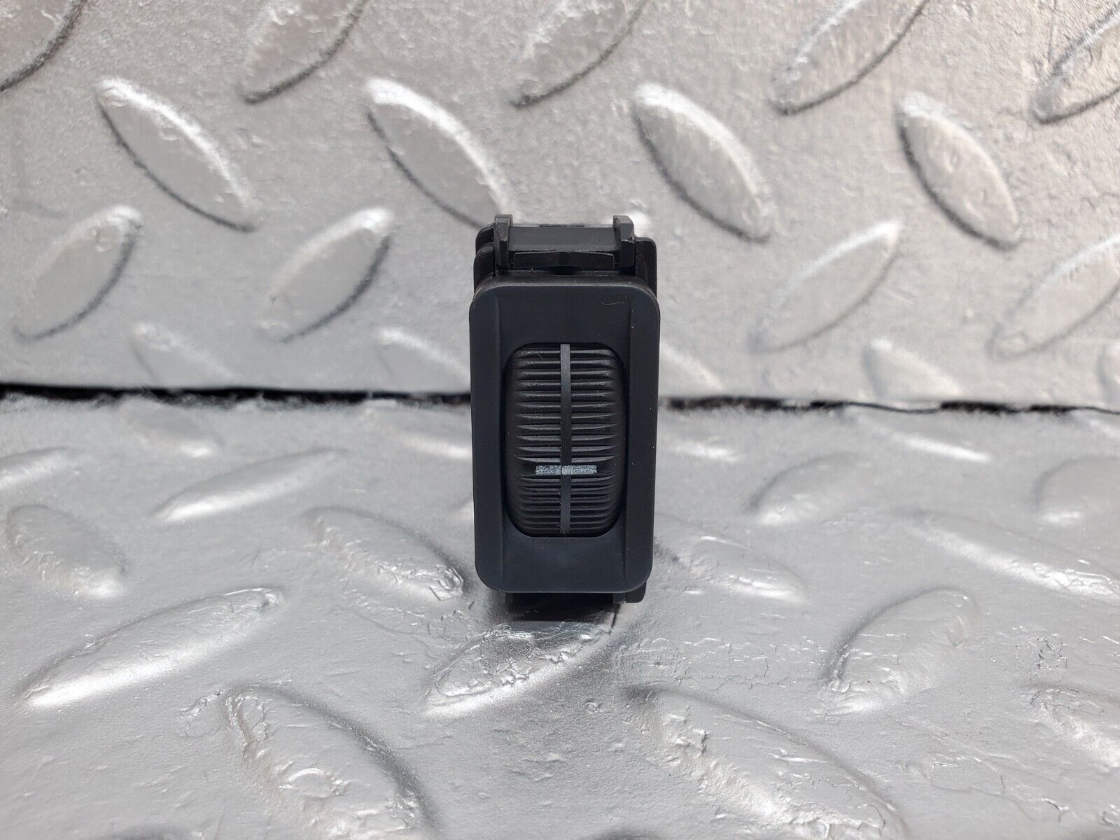 44663 Mercedes-Benz W124 220E Headlight Level Switch 1248000673