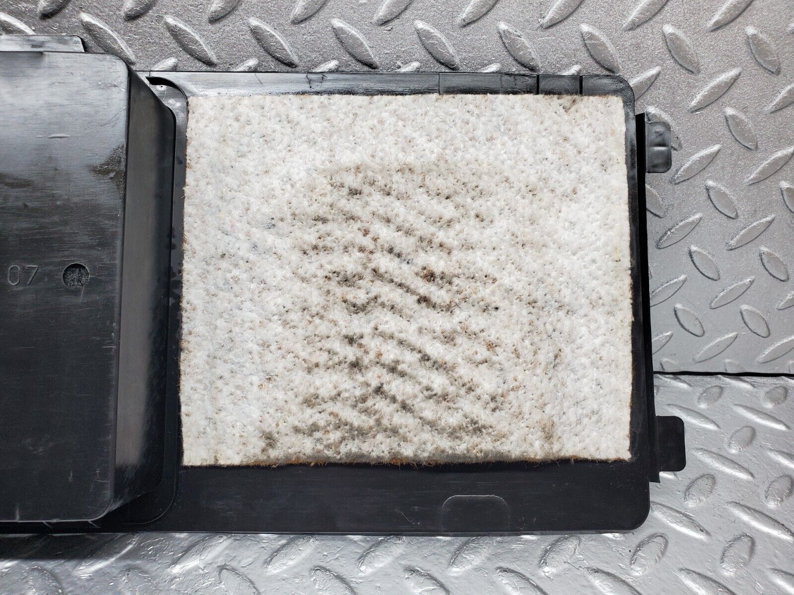 45628 Mercedes-Benz W126 420SE Rear Right Parcel Shelf Storage 1268430407