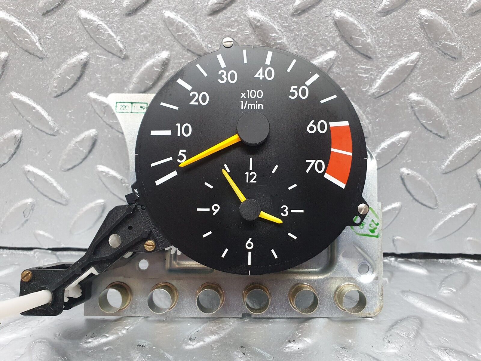 42867 Mercedes-Benz W201 190 2.0L Instrument Cluster Tachometer Gauge 2015421116