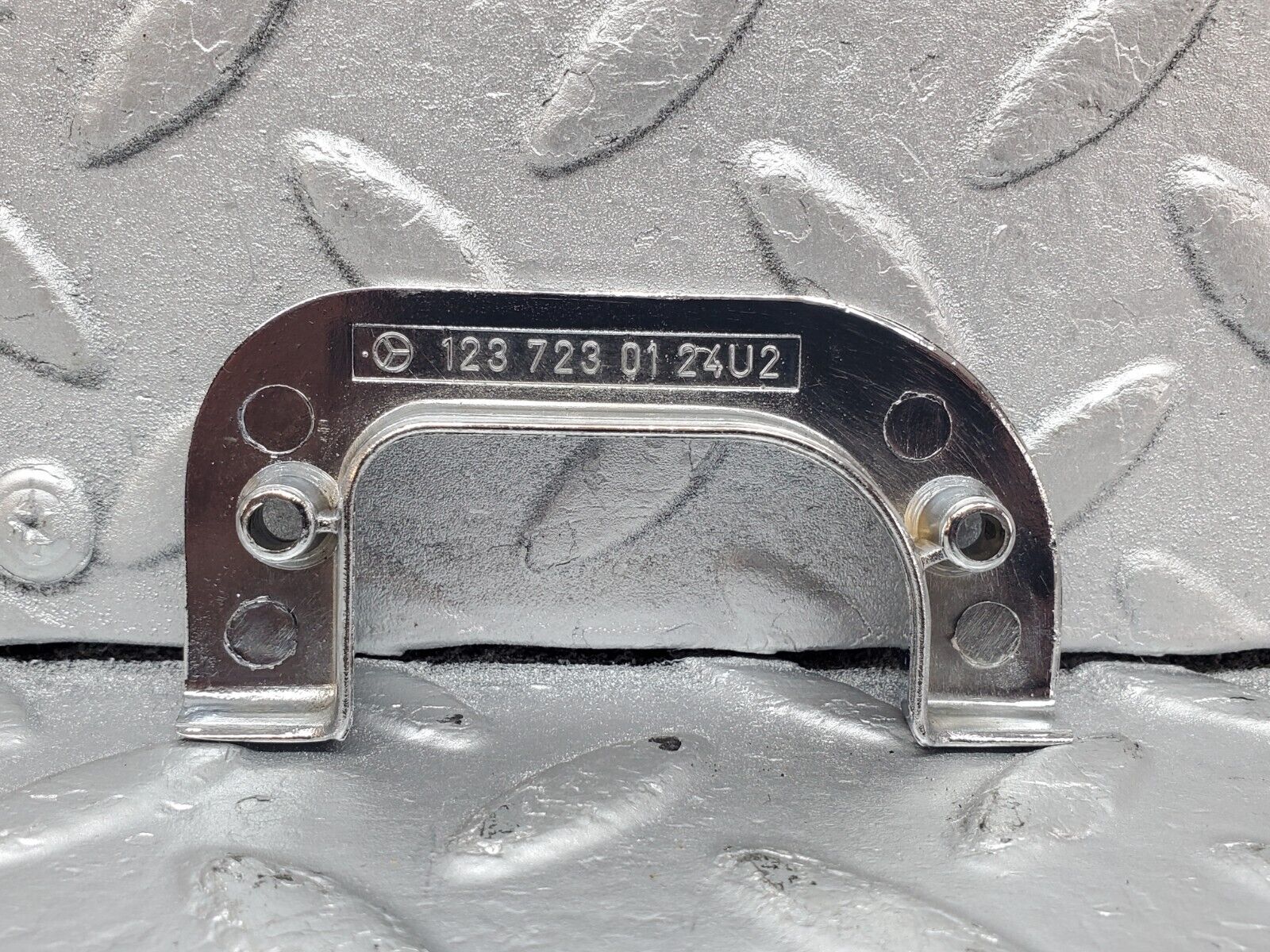 44386 Mercedes-Benz W123 280E Interior Chrome Door Latch Trim Left 1237230124