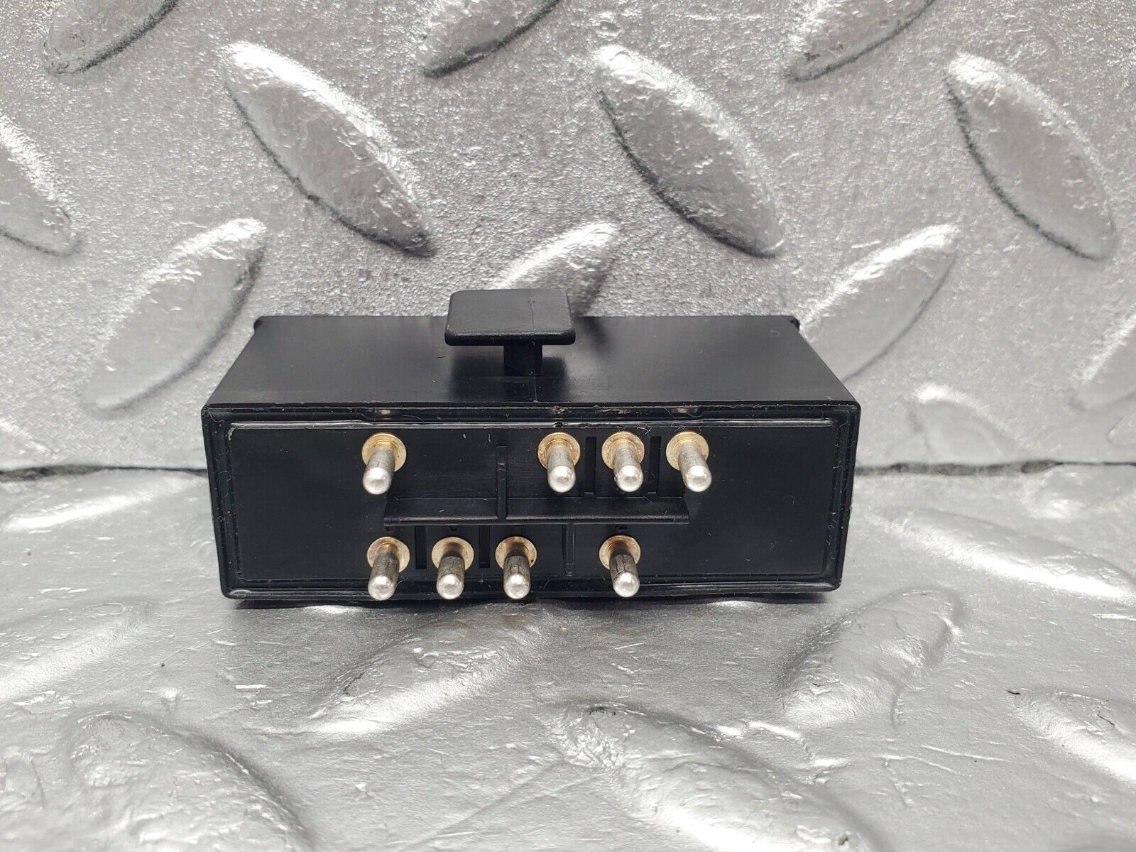 46827 Mercedes-Benz R129 320SL Coupe Seat Locking Relay Right 1298210147