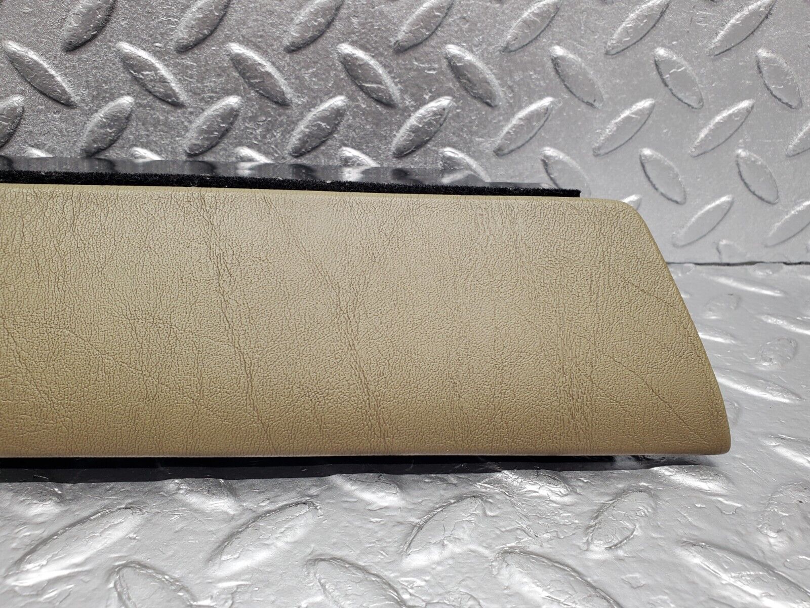 46877 Mercedes-Benz R129 320SL Coupe Dashboard Centre Storage Box 1296800391