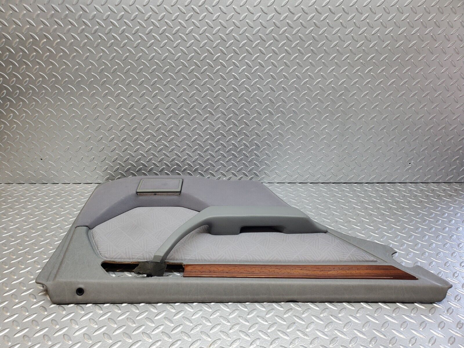 44686 Mercedes-Benz W124 220E Rear Left Door Card Grey 1247370970