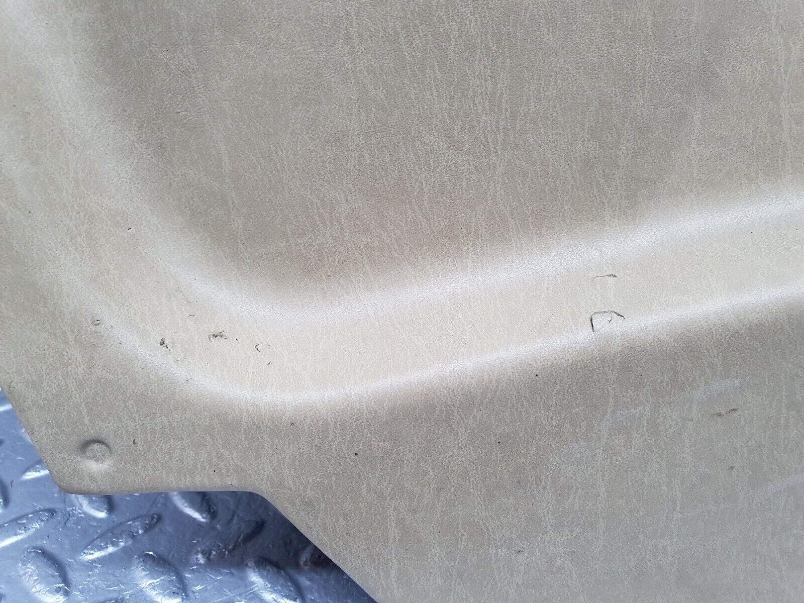 44052 Mercedes-Benz C123 230CE Coupe Rear Left Card Panel Beige