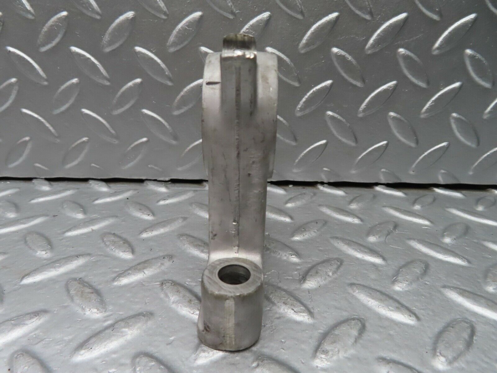 20642 Mercedes-Benz R107 450SL Camshaft Tower Bearing 1160511810