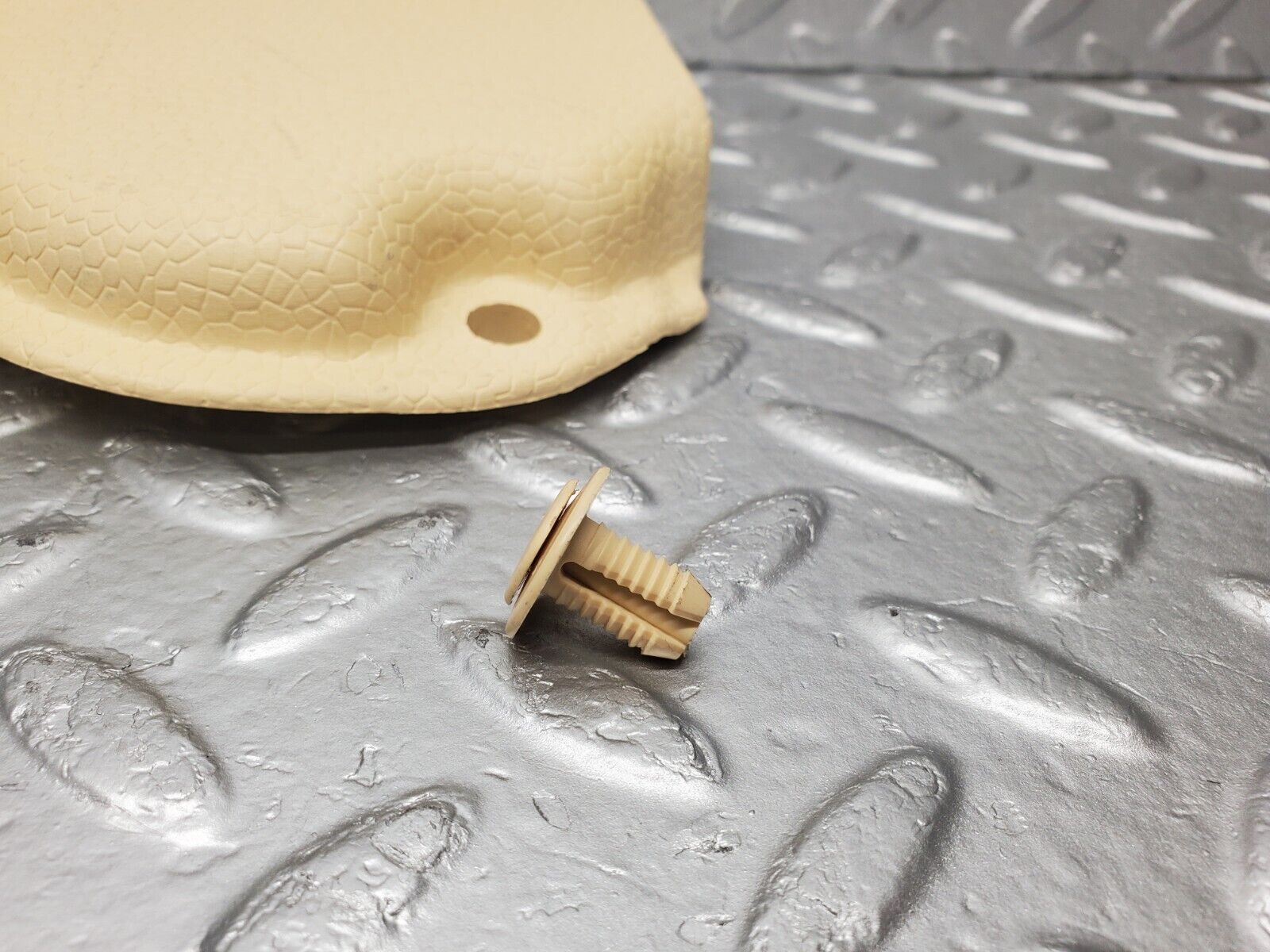 46958 Mercedes-Benz R129 320SL Coupe Trunk Lock Cover Beige 1296930027