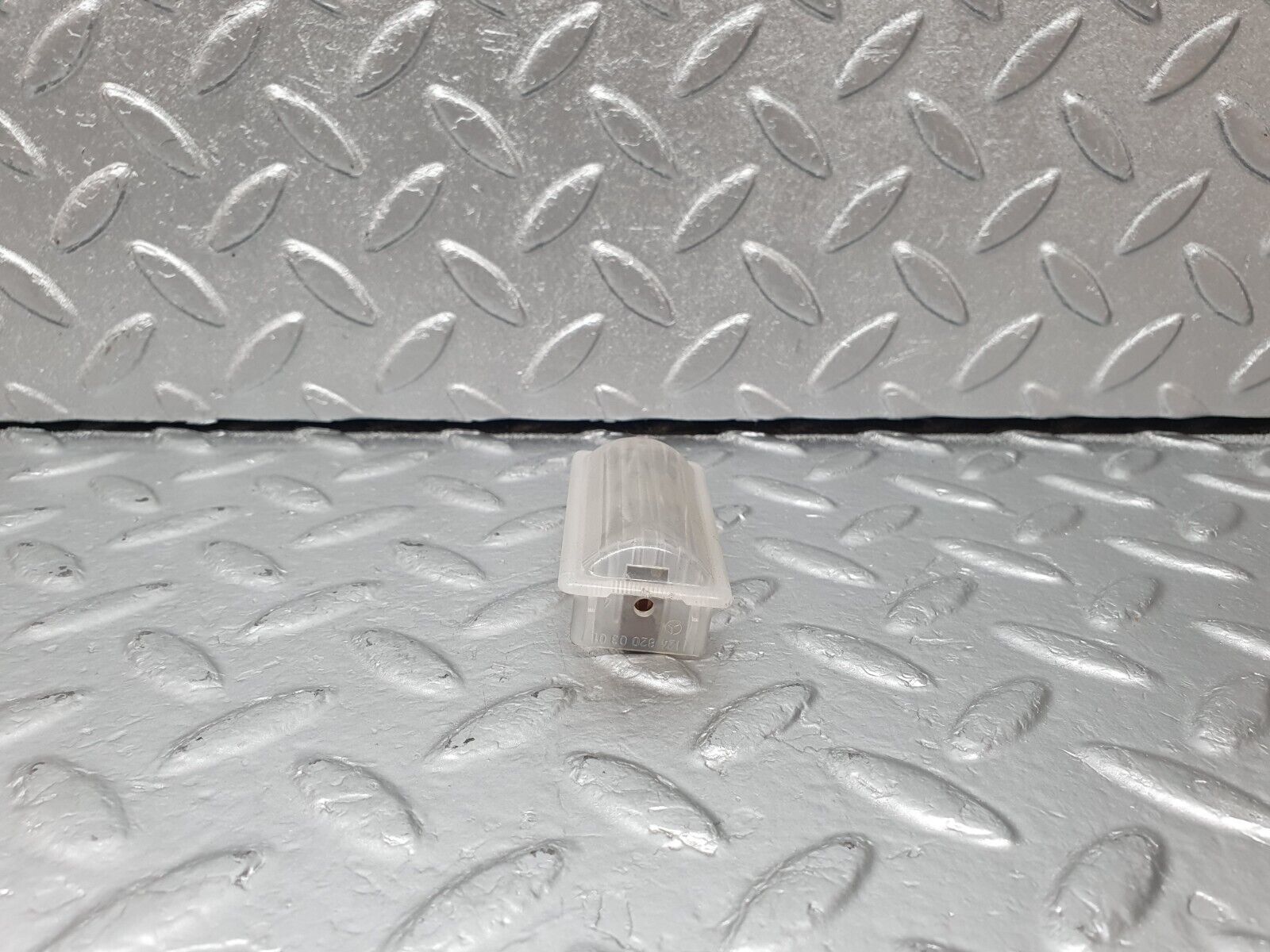 42377 Mercedes-Benz R129 320SL Coupe Trunk Boot Light 1248200301