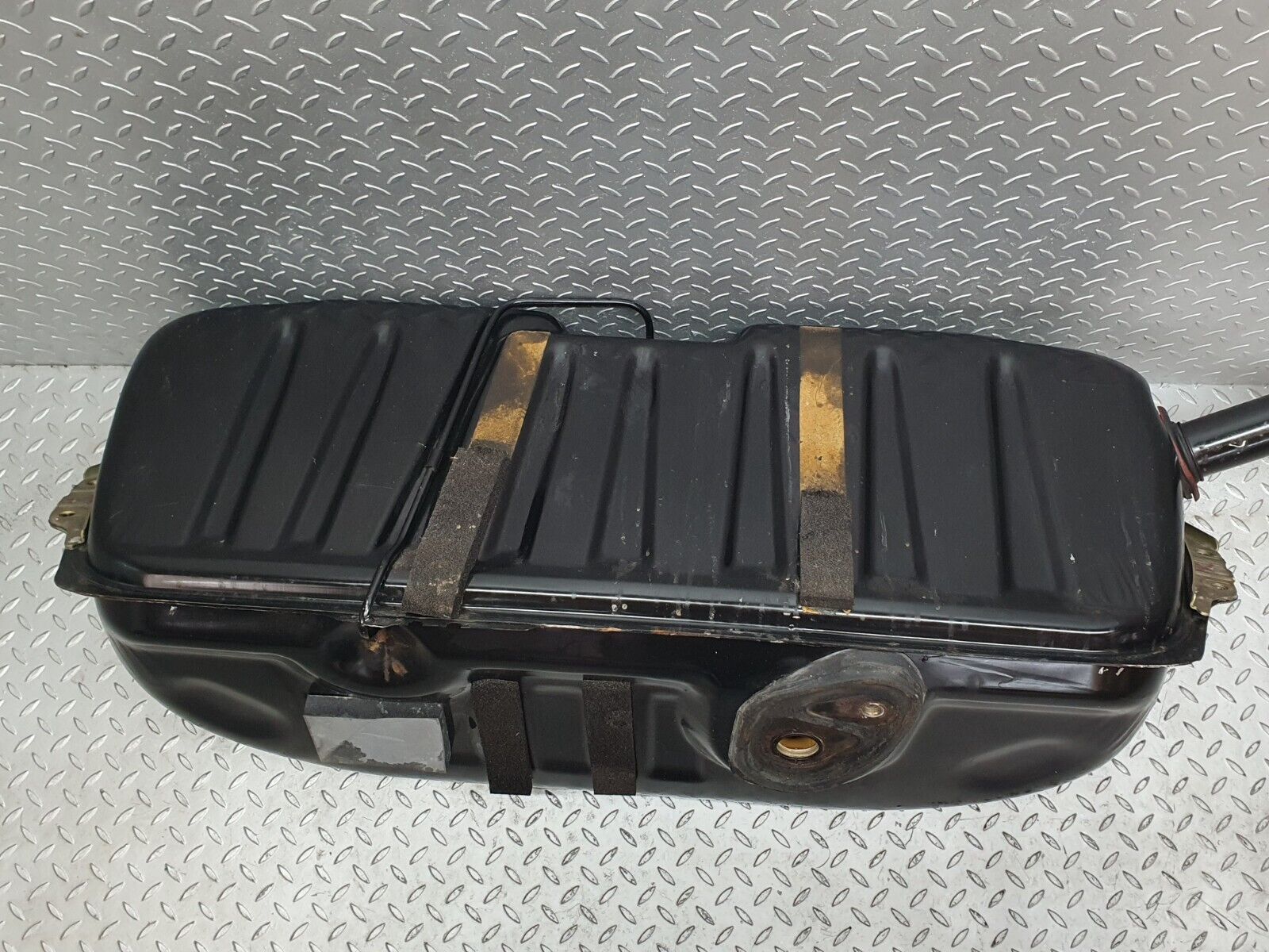 43854 Mercedes-Benz C126 380SEC Coupe Fuel Tank