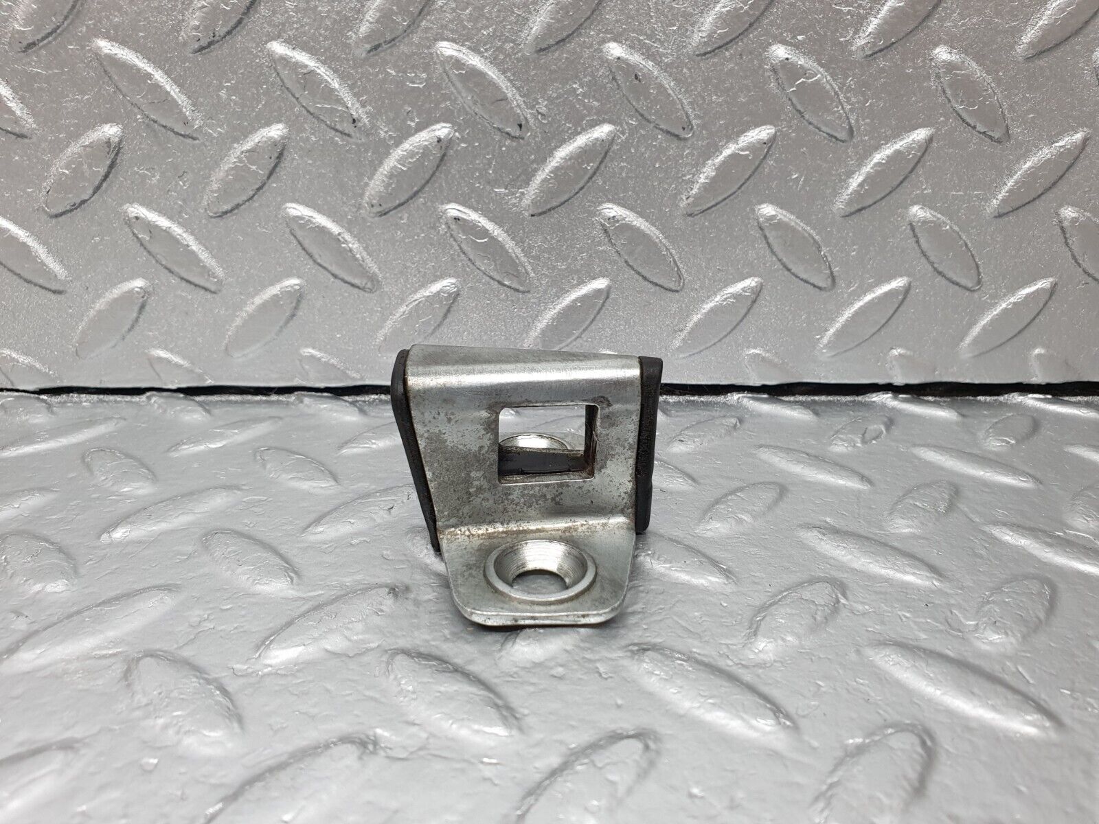 42535 Mercedes-Benz R129 320SL Coupe Door Lock Latch