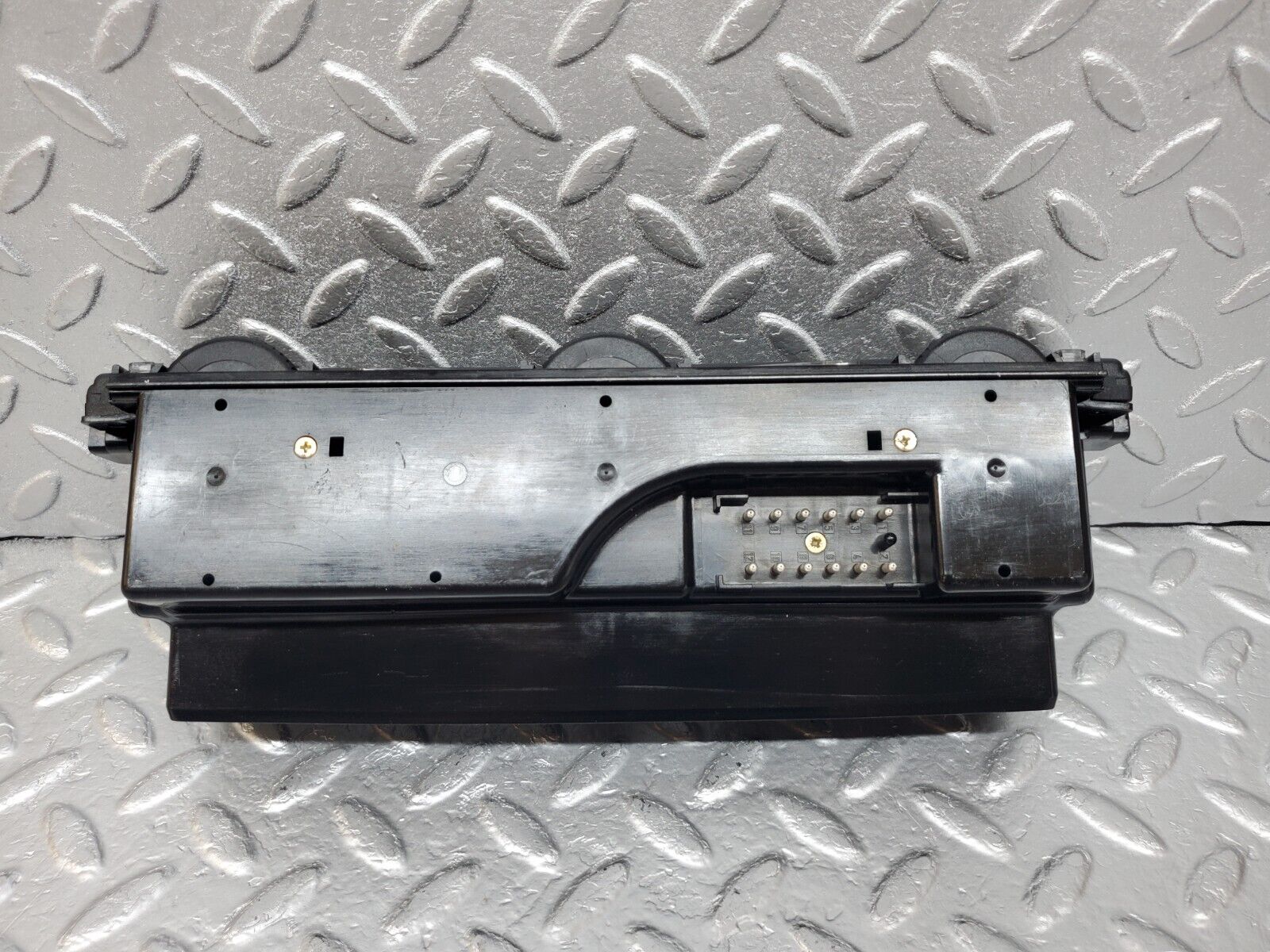44997 Mercedes-Benz R129 300SL Coupe Dash Centre Air Vent 1298300354