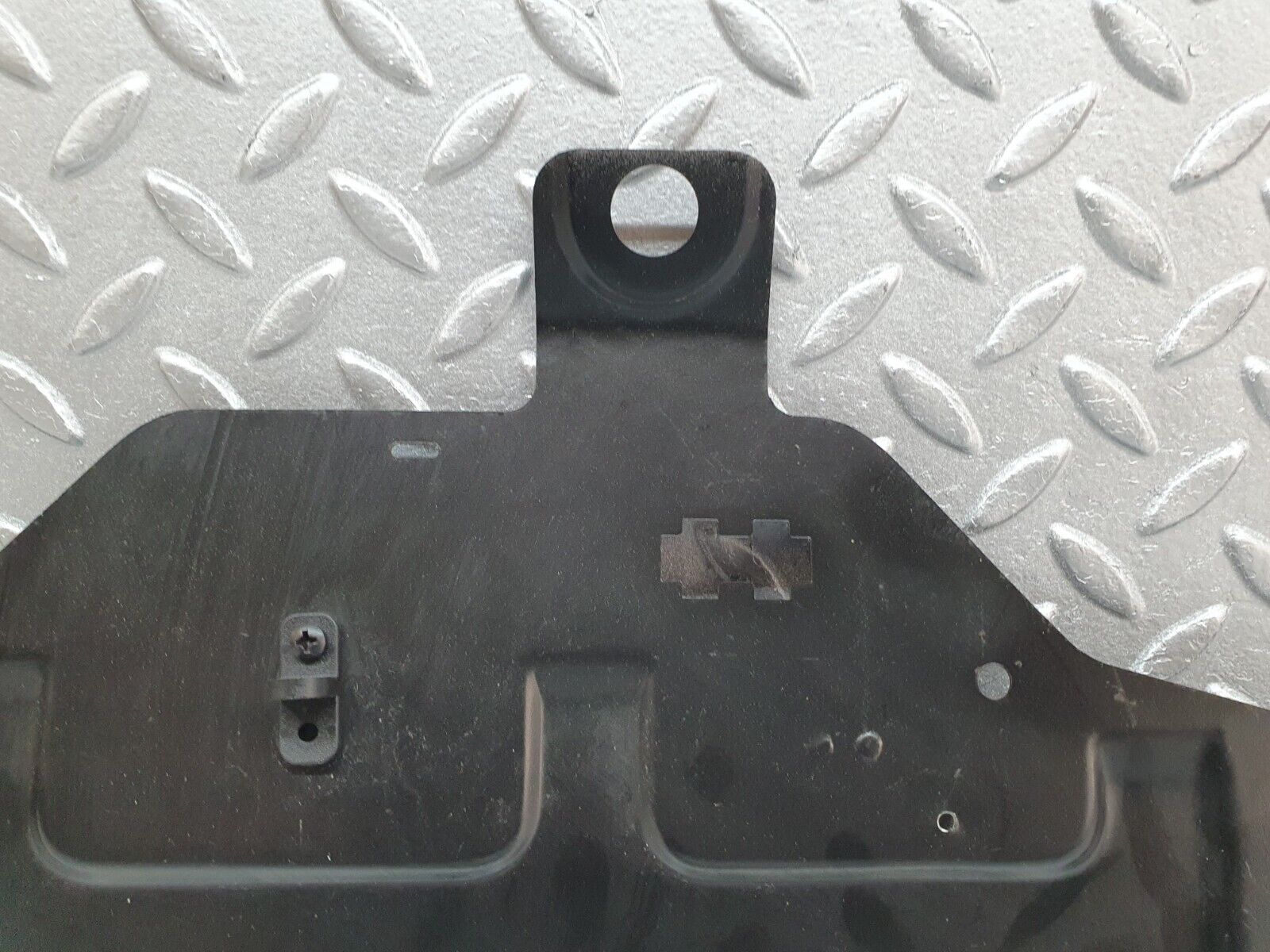 41705 Mercedes-Benz W124 200E Under Dash Relay Bracket Left Side