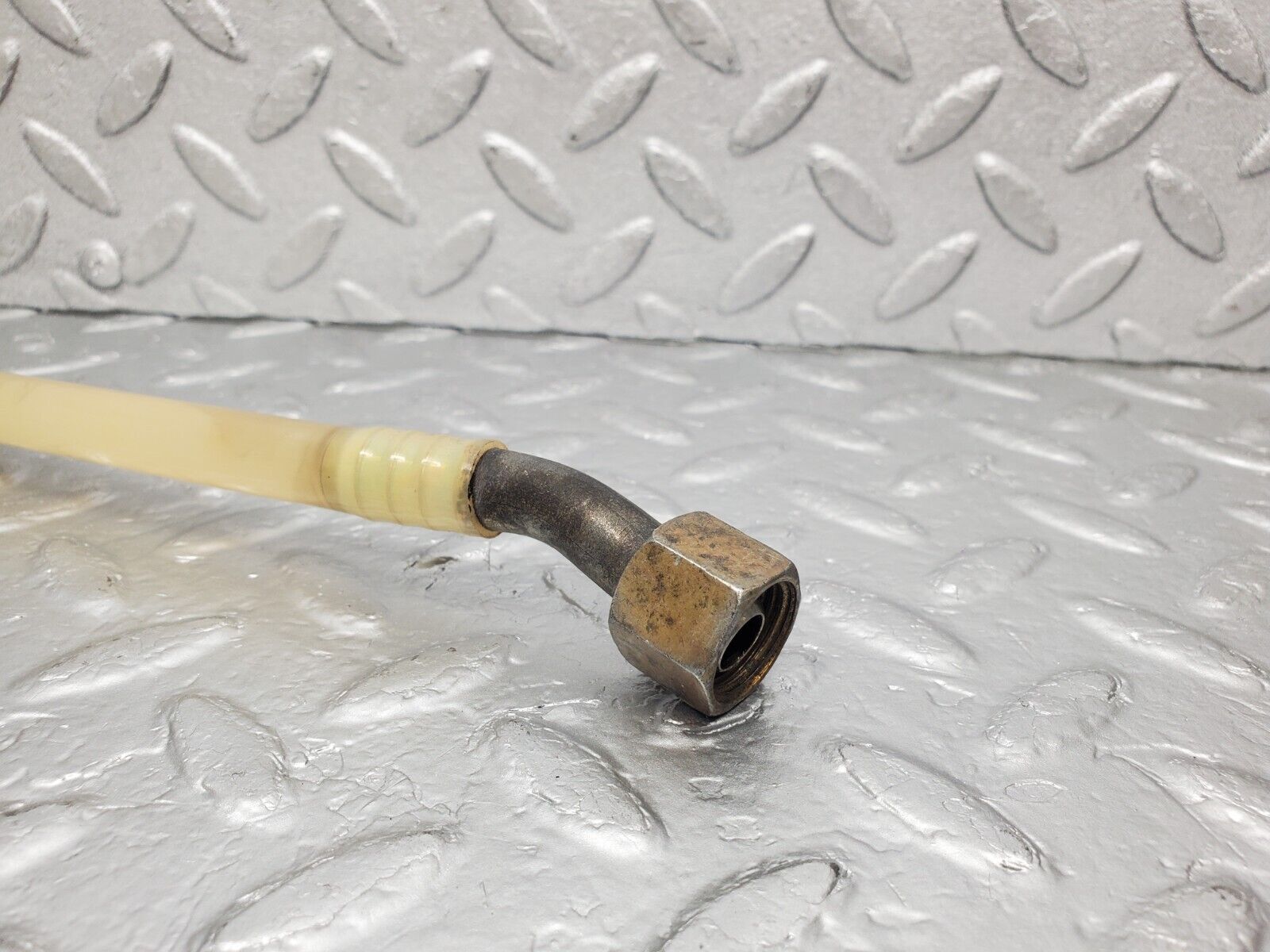 46087 Mercedes-Benz W126 420SE Brake Servo Vacuum Pipe