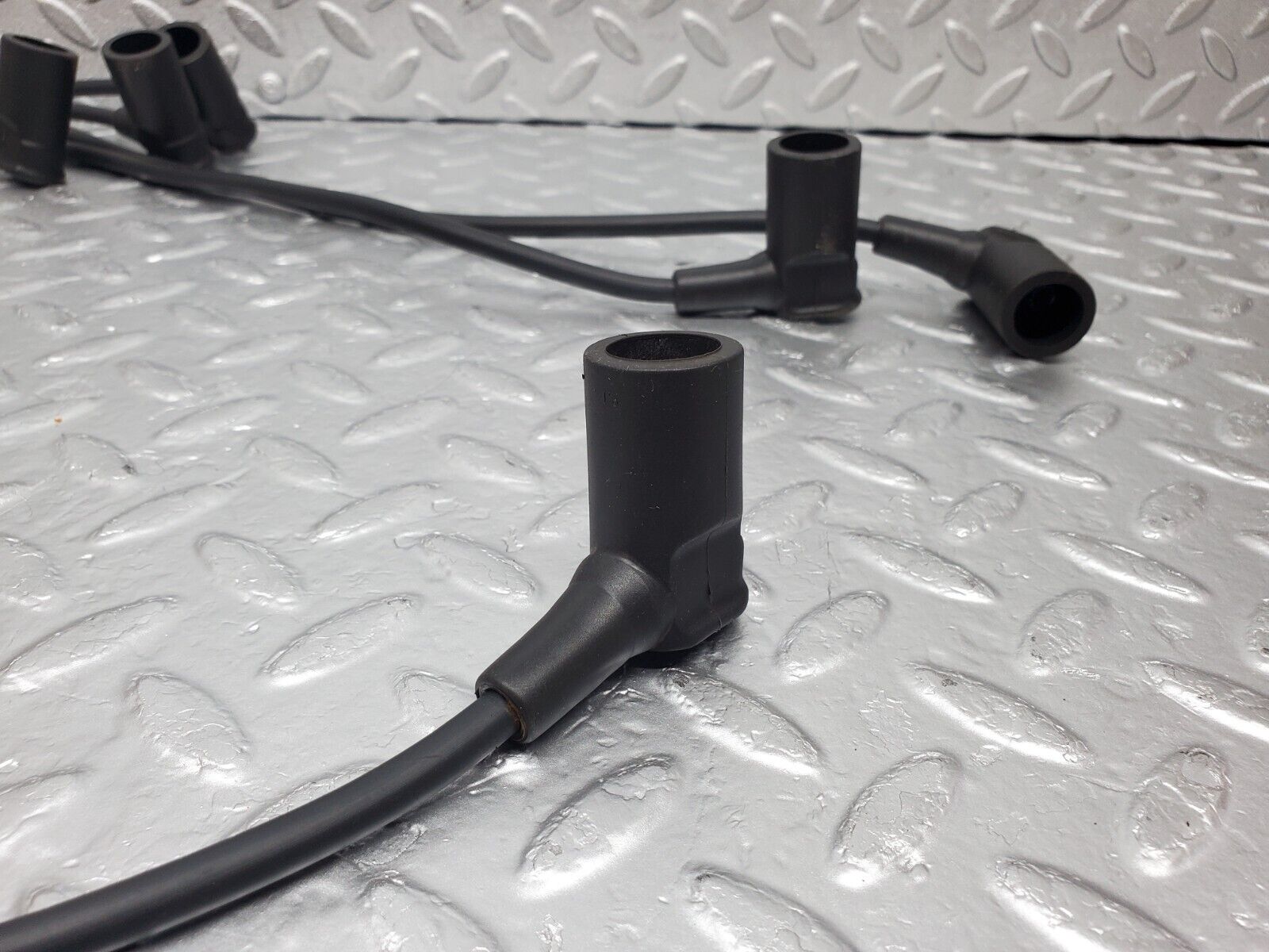 45446 Mercedes-Benz 280E M110.988 Ignition Coil Lead Set