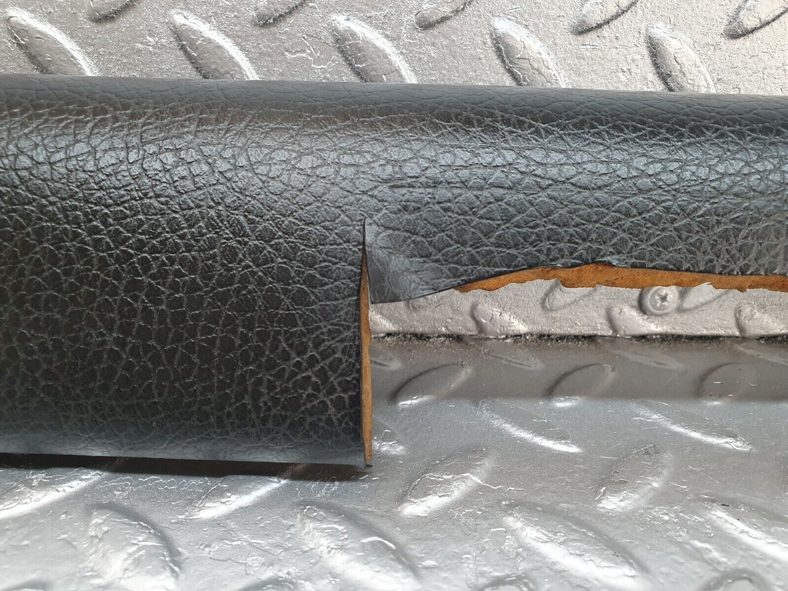 43320 Mercedes-Benz W108 280SE Under Dashboard Panel Black